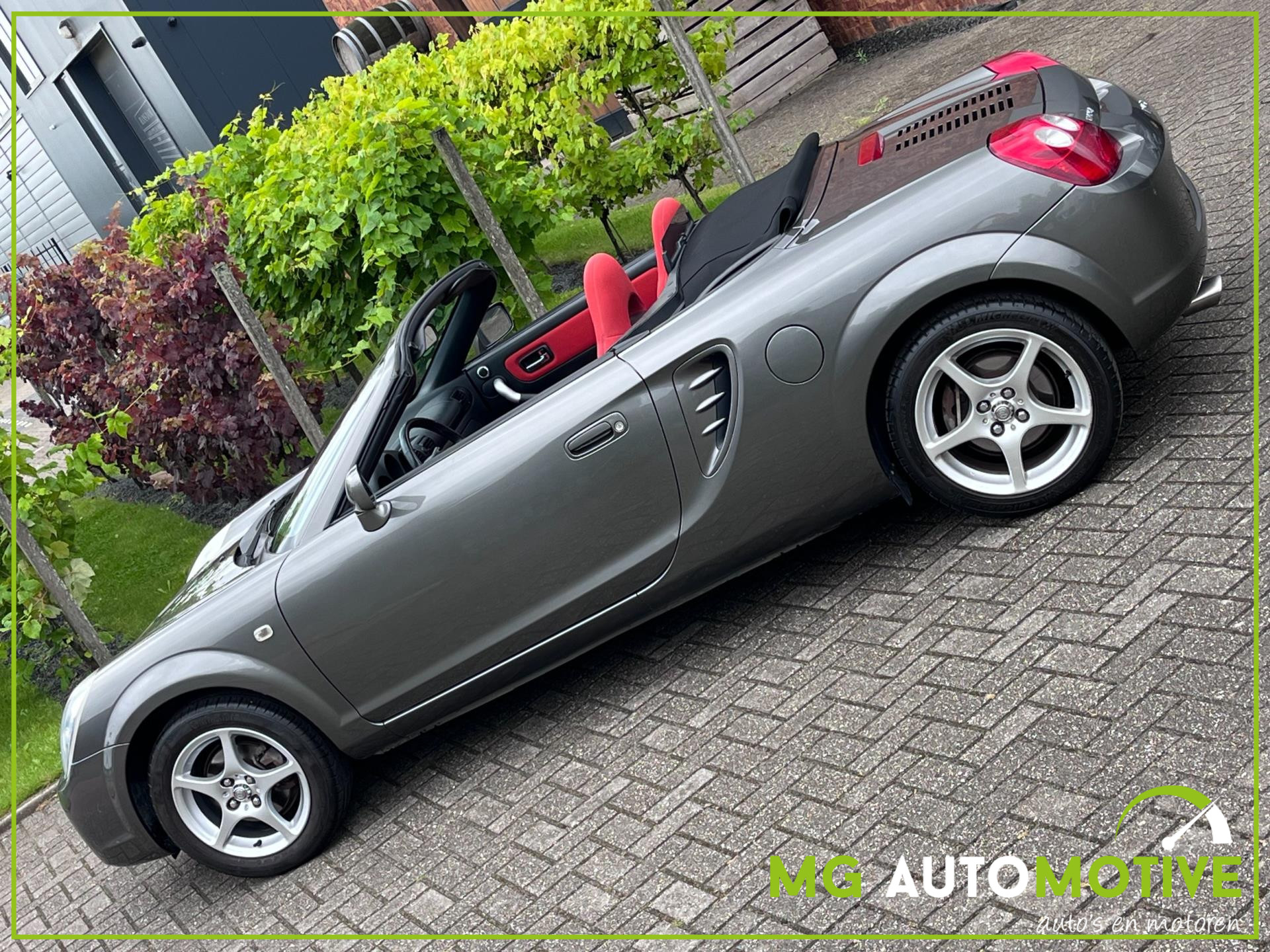 toyota-mr2-image4.jpg