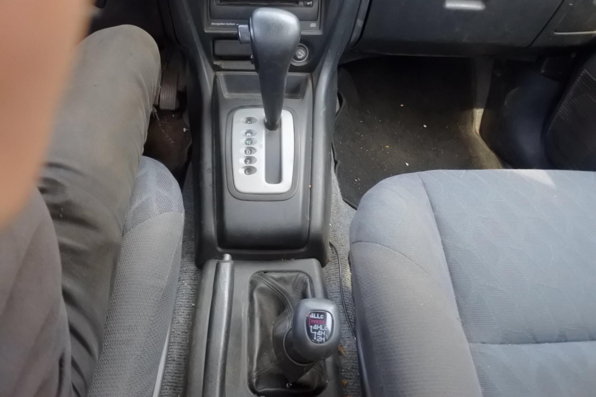 mitsubishi-pajero-pinin-image10.jpg