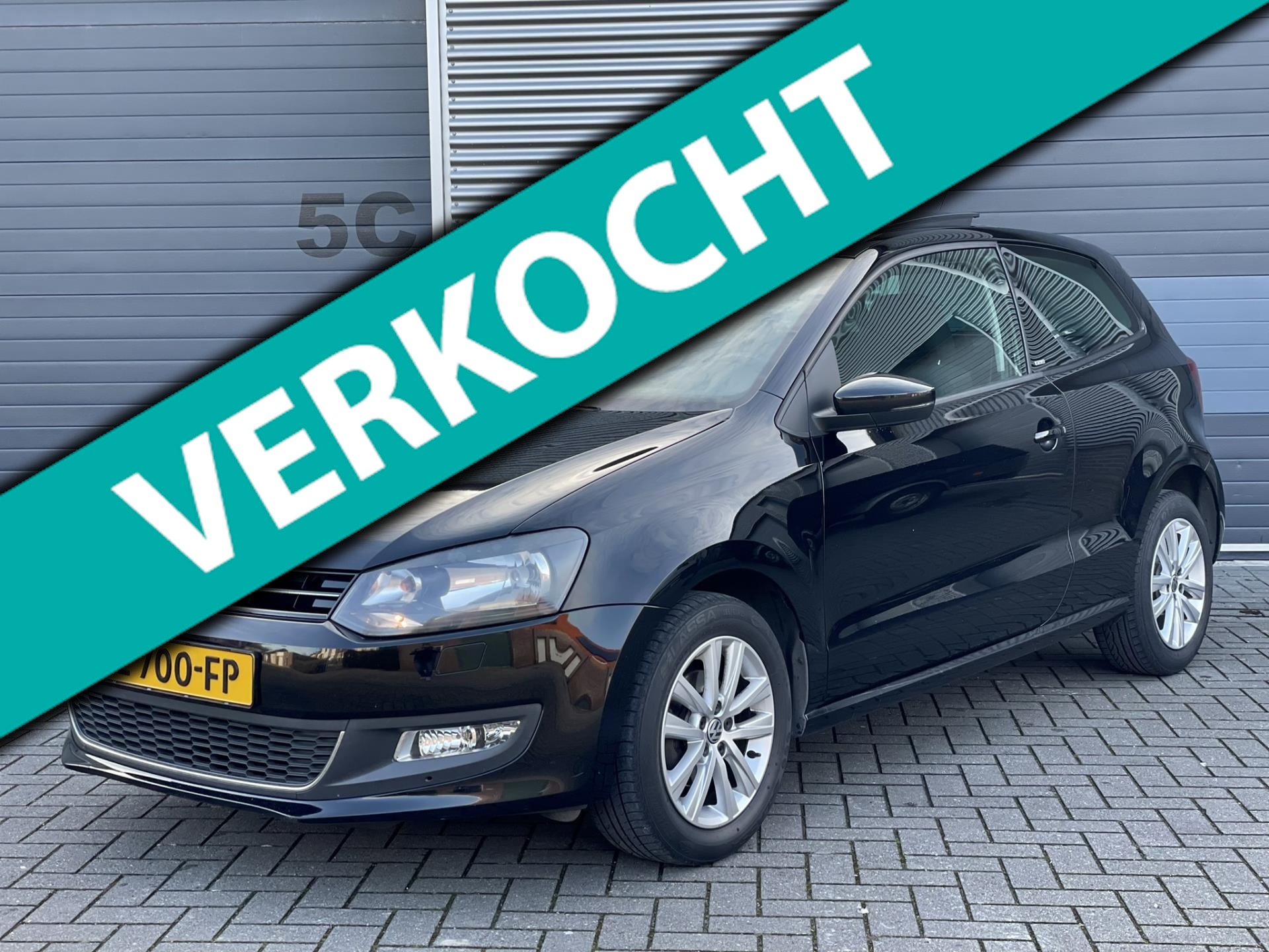 308220333/volkswagen-polo-image1.jpg