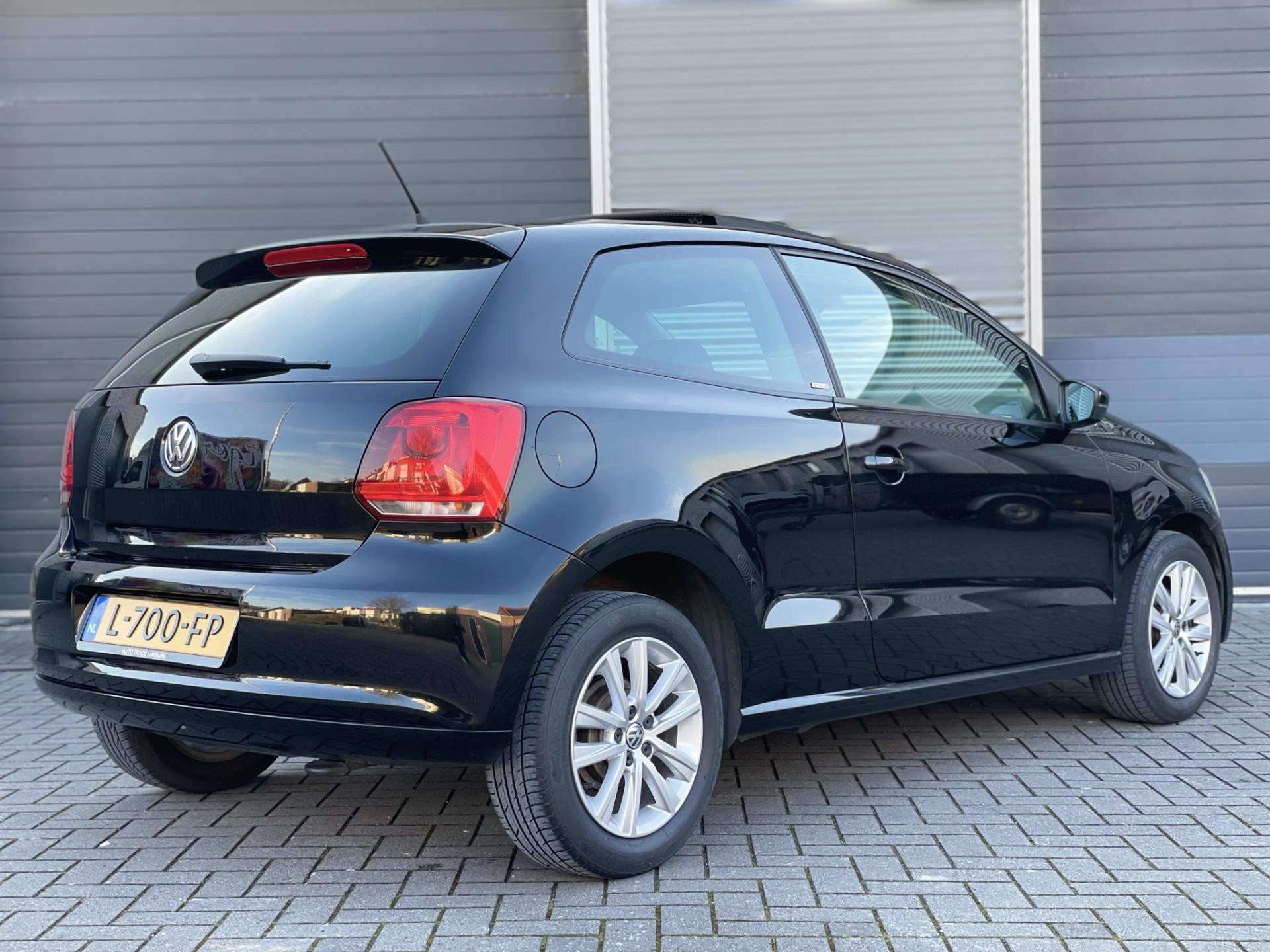 volkswagen-polo-image6.jpg