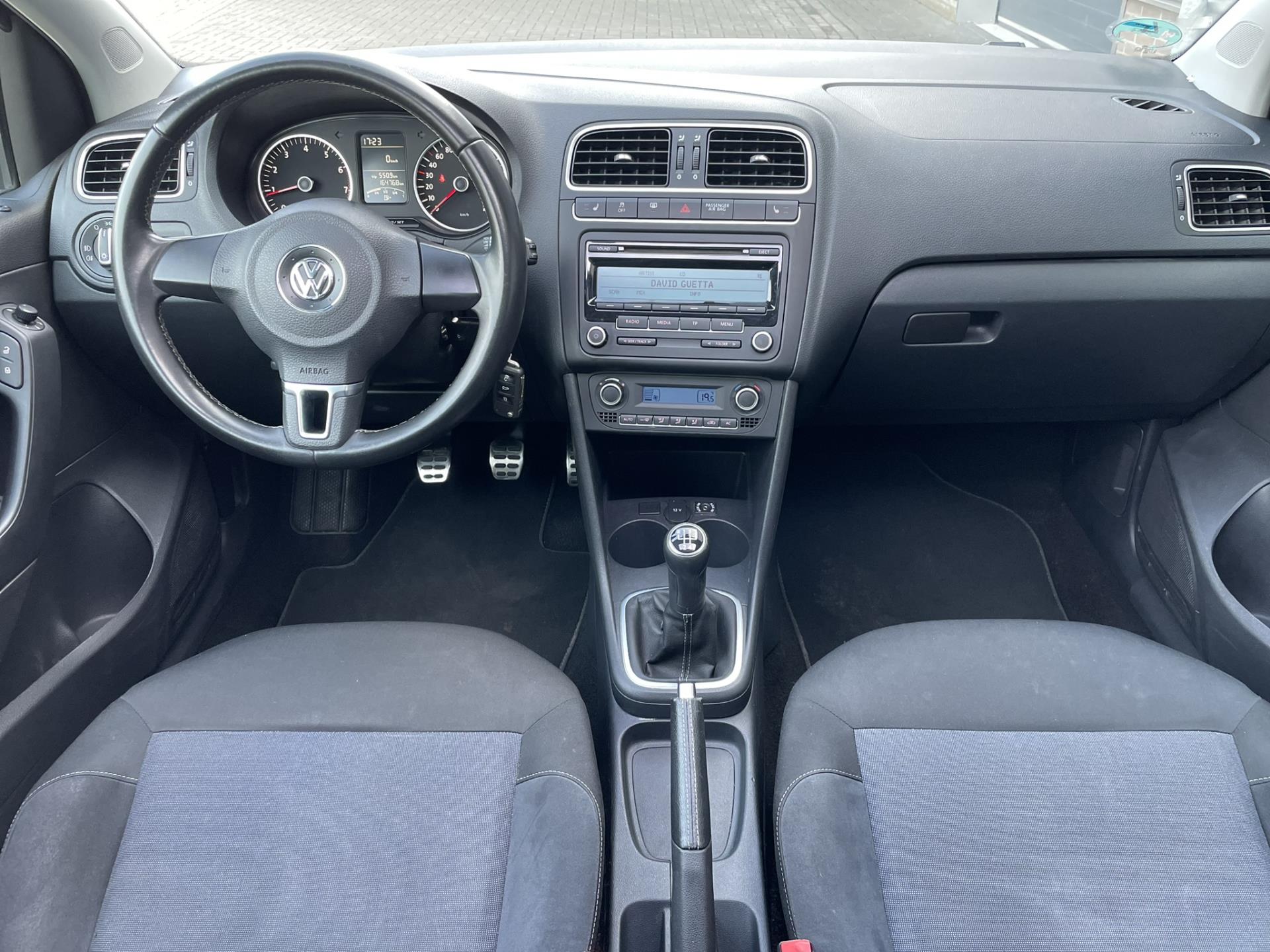 volkswagen-polo-image9.jpg