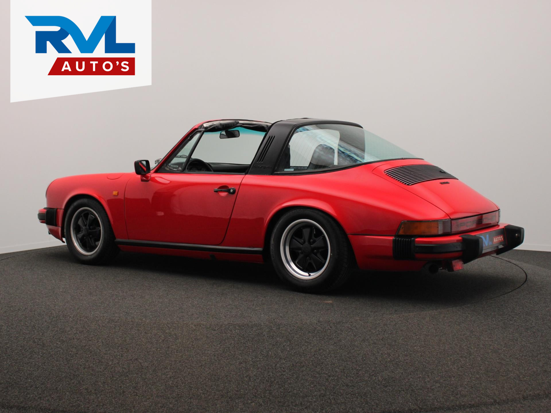 porsche-911-image9.jpg
