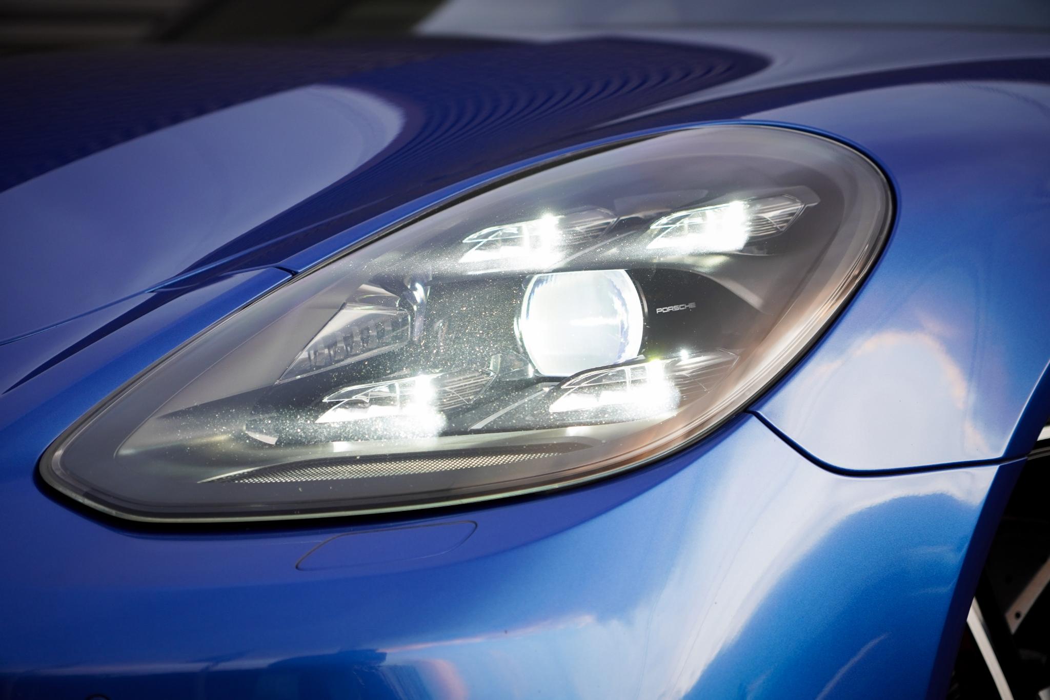 porsche-panamera-image10.jpg