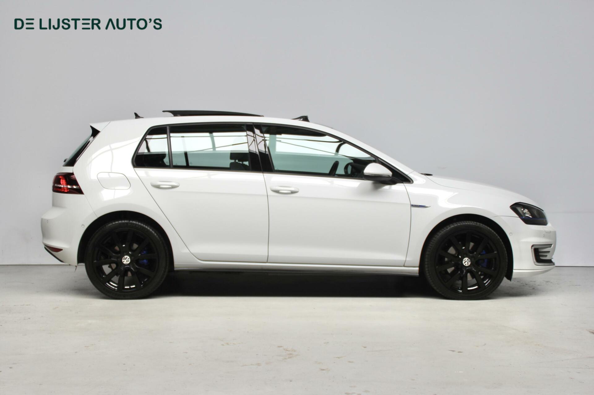 volkswagen-golf-image4.jpg