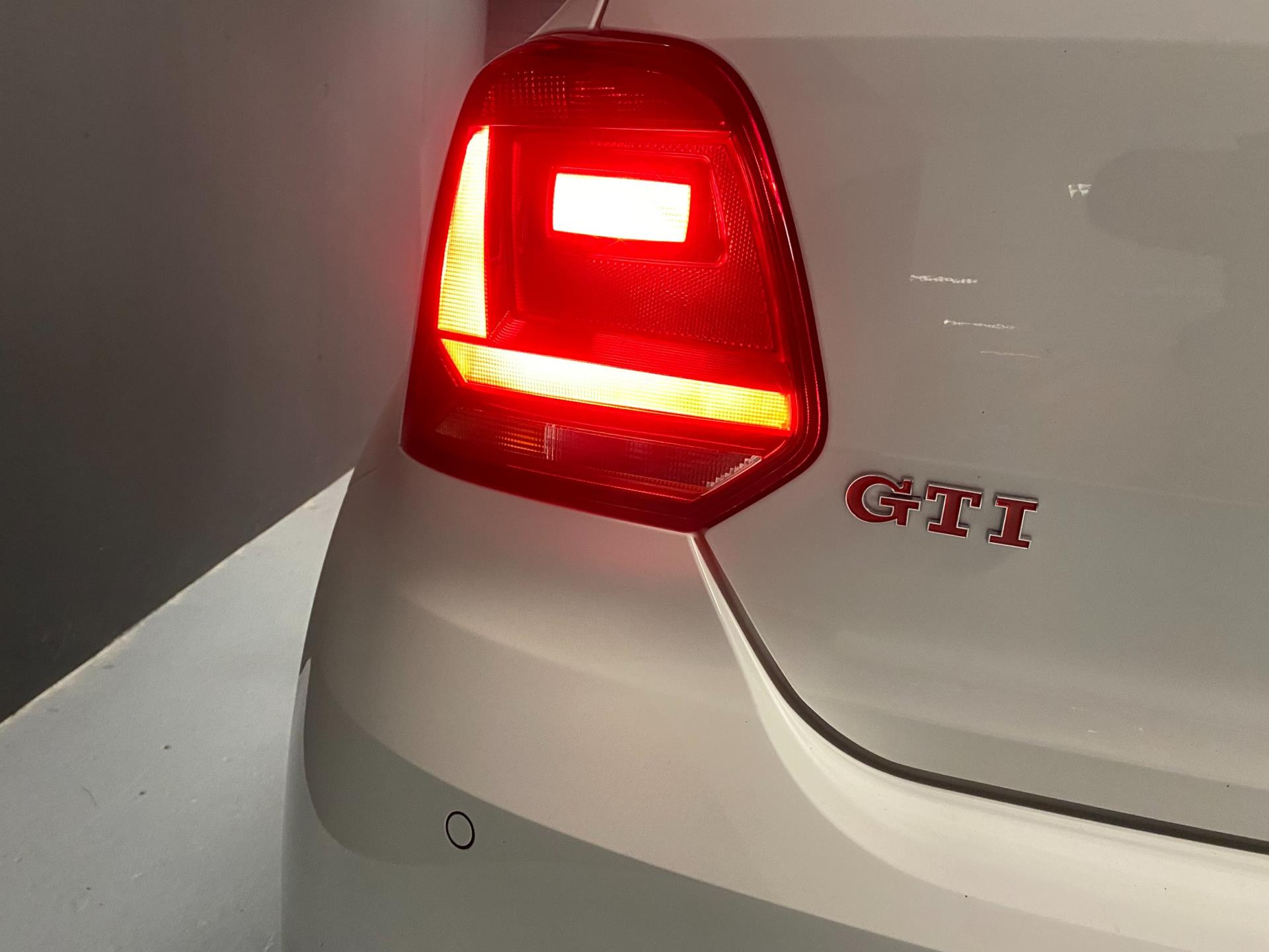 volkswagen-polo-image6.jpg