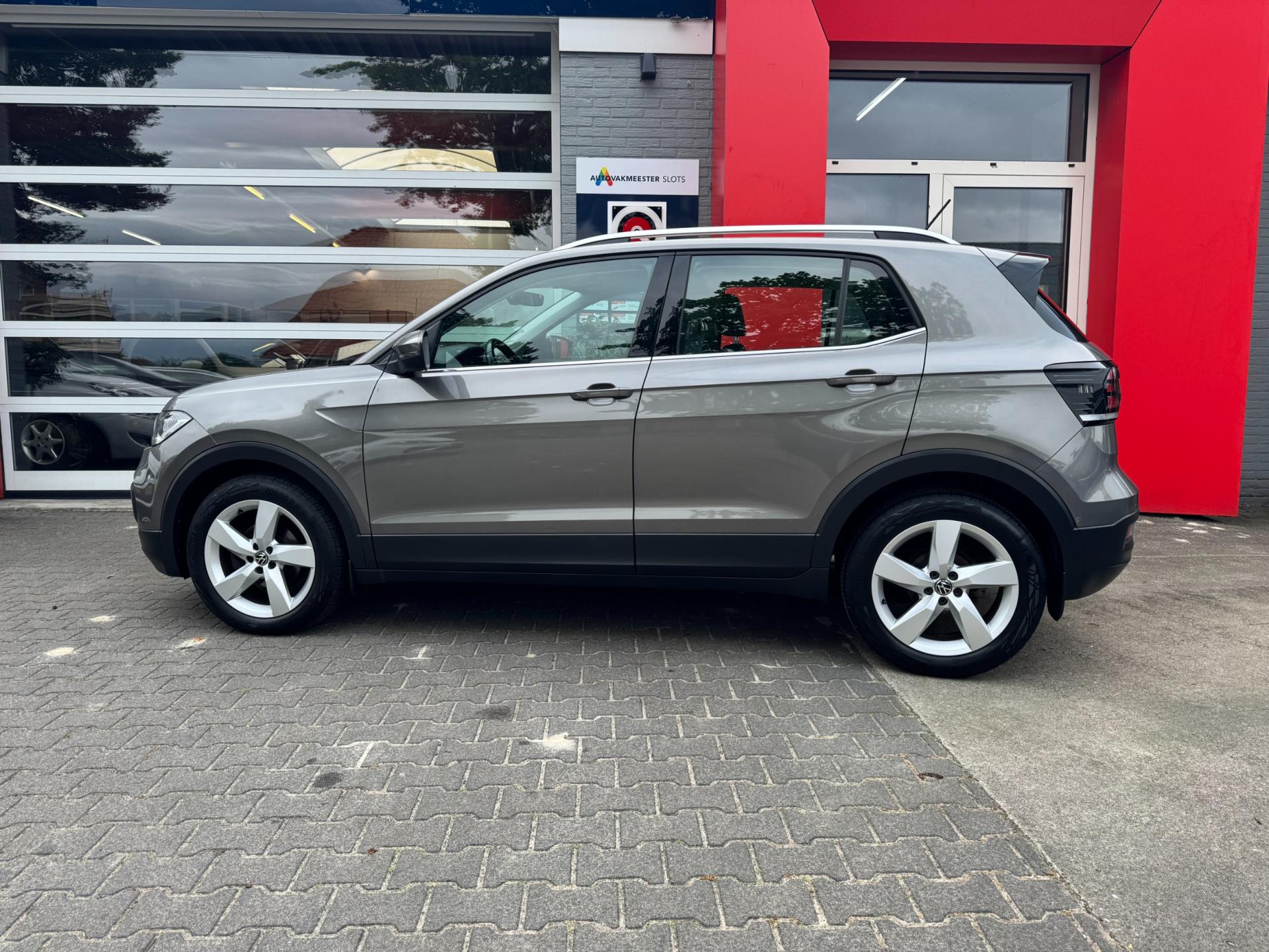 volkswagen-t-cross-image2.jpg