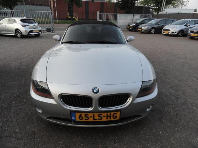 bmw-z4-image2.jpg