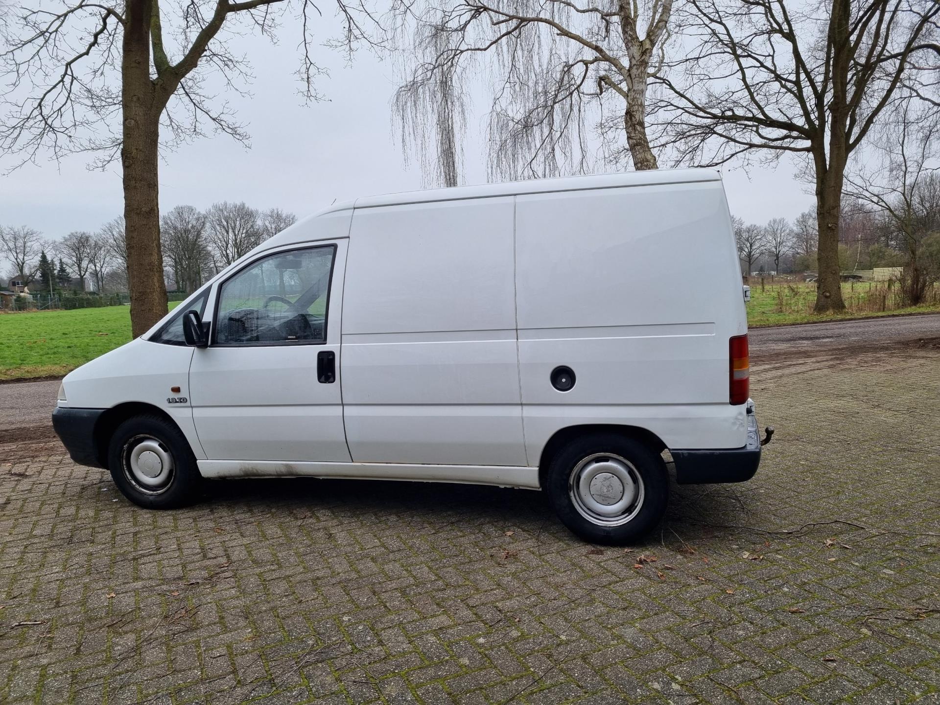 citroen-jumpy-image3.jpg