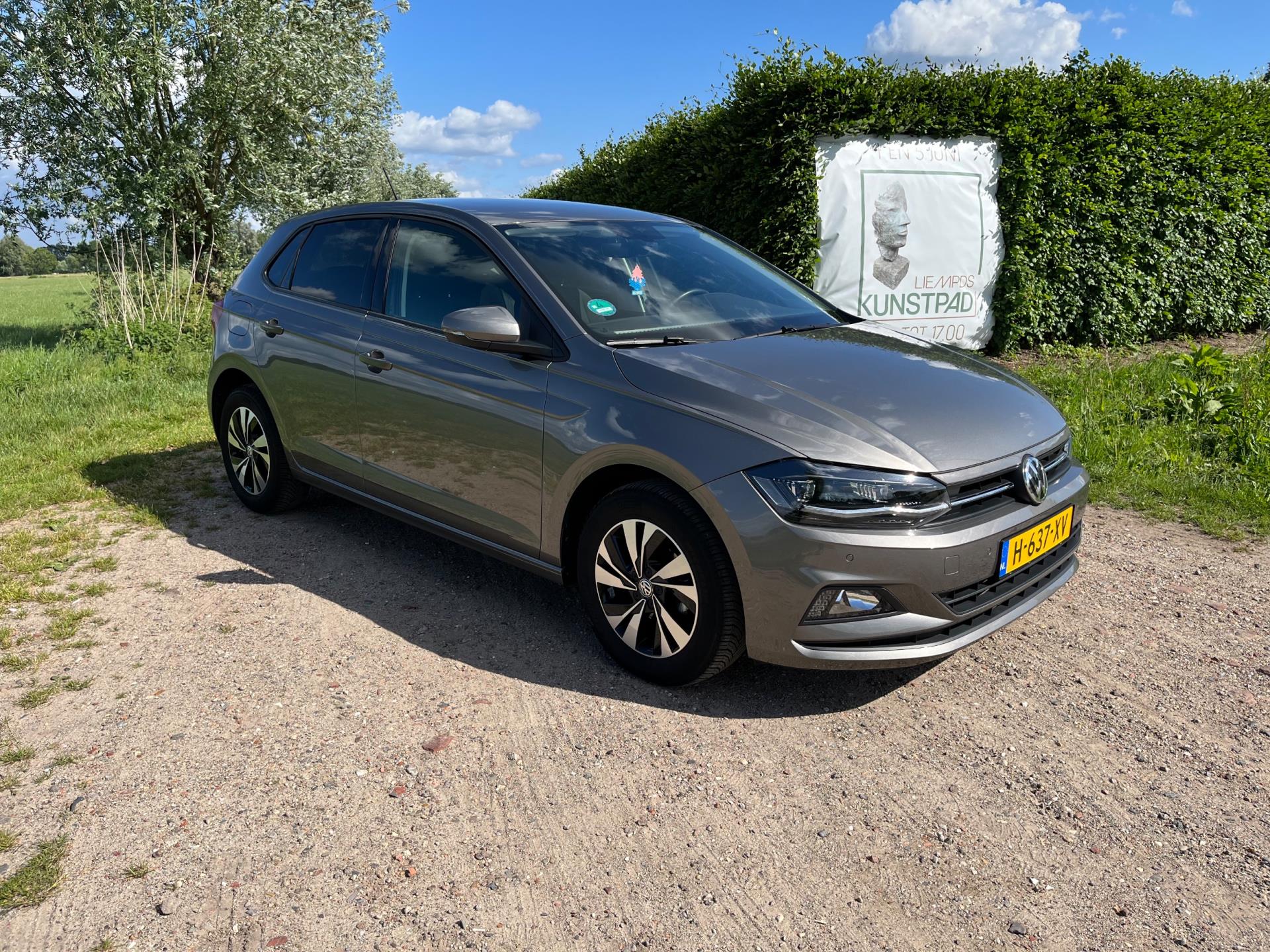 volkswagen-polo-image2.jpg