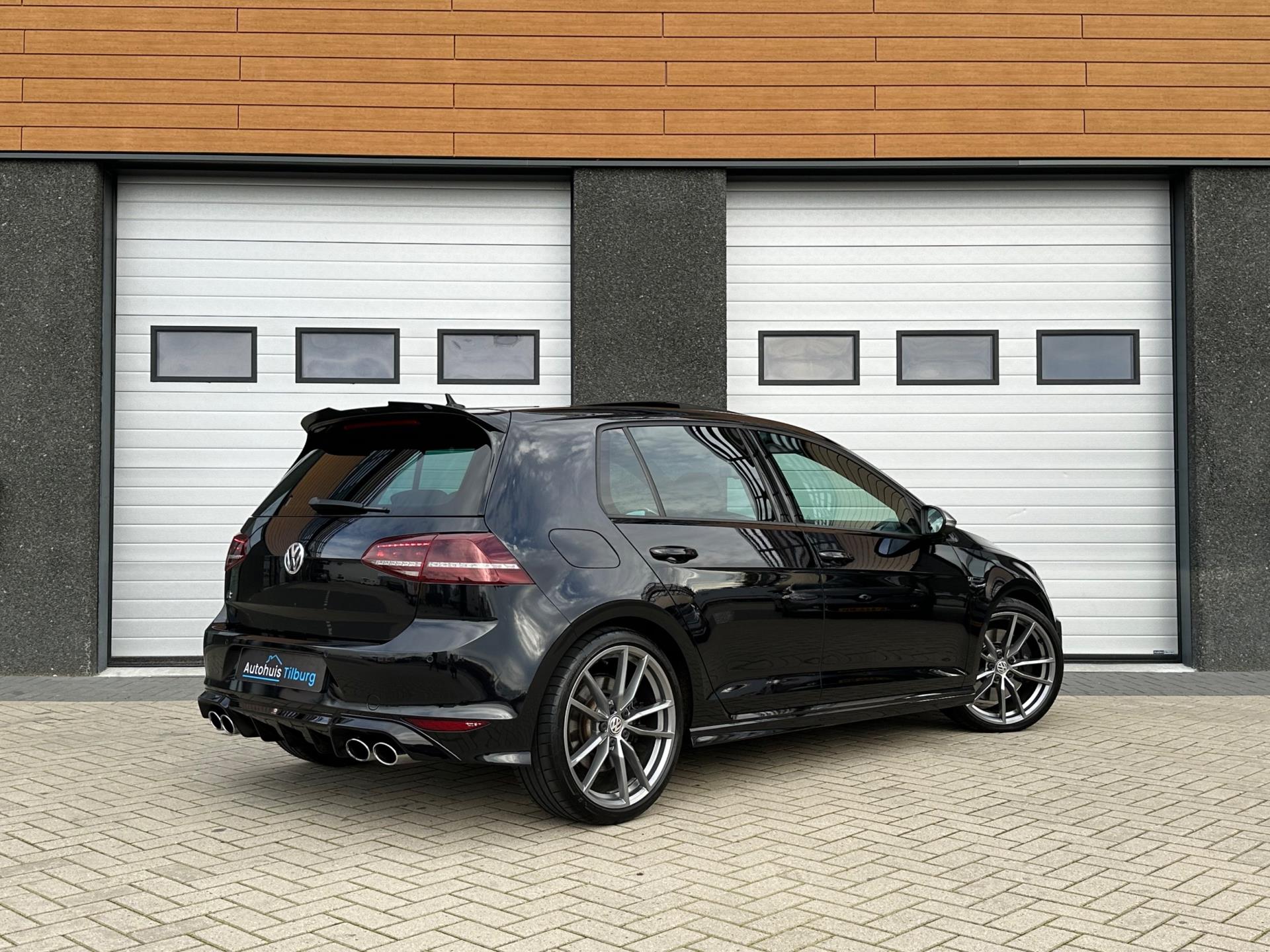 volkswagen-golf-image7.jpg