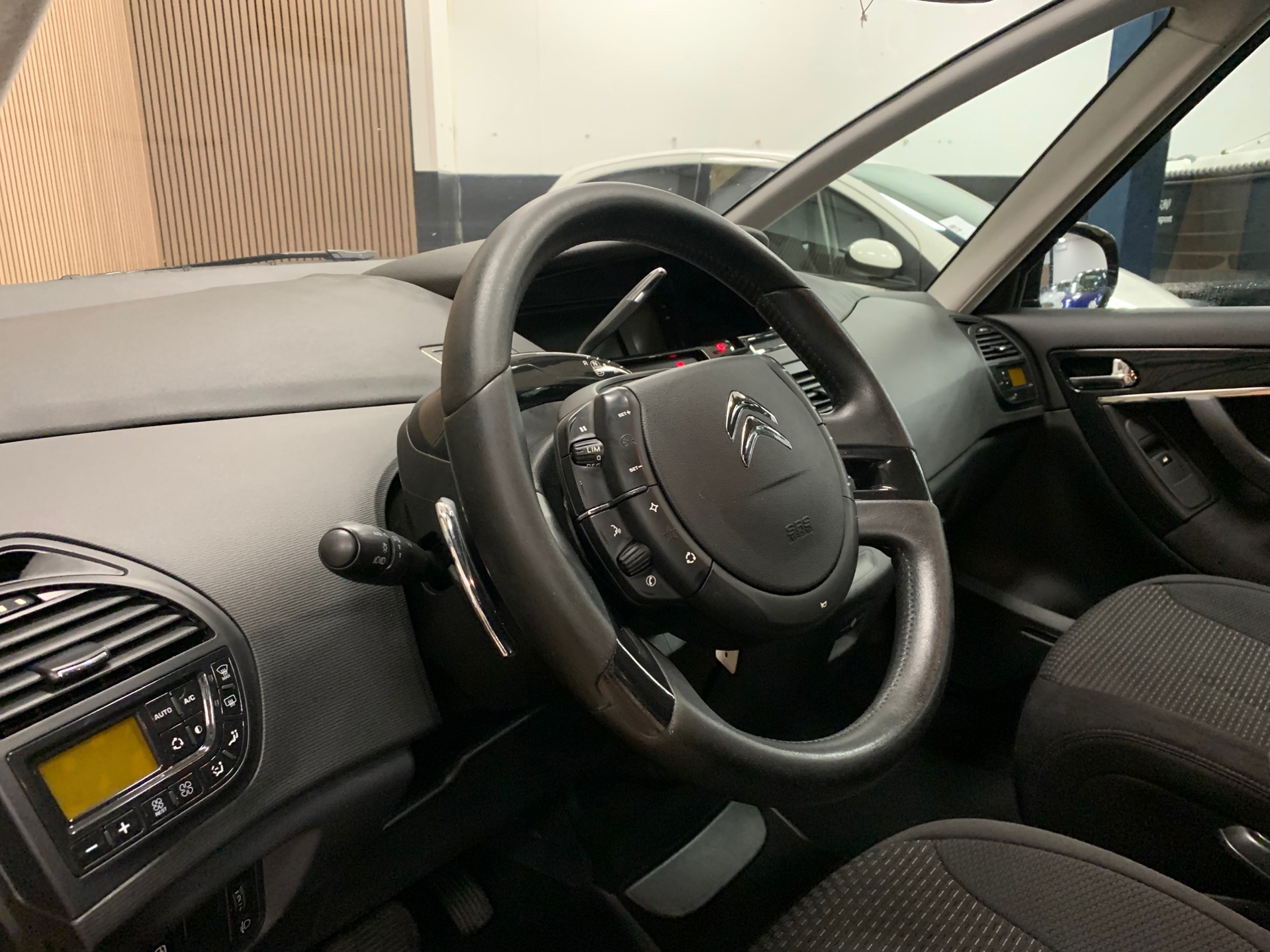 citroen-grand-c4-picasso-image9.jpg