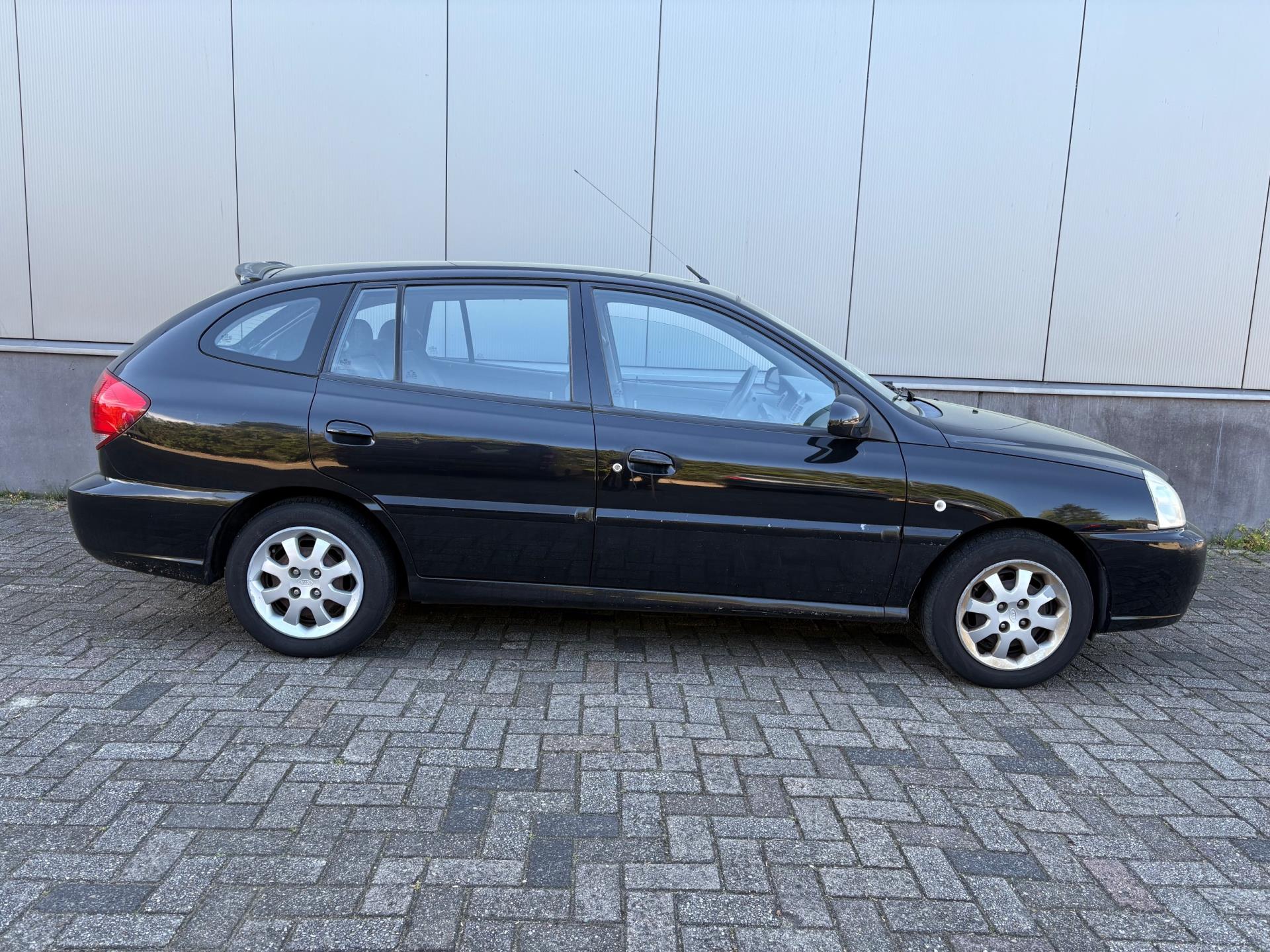 kia-rio-image5.jpg