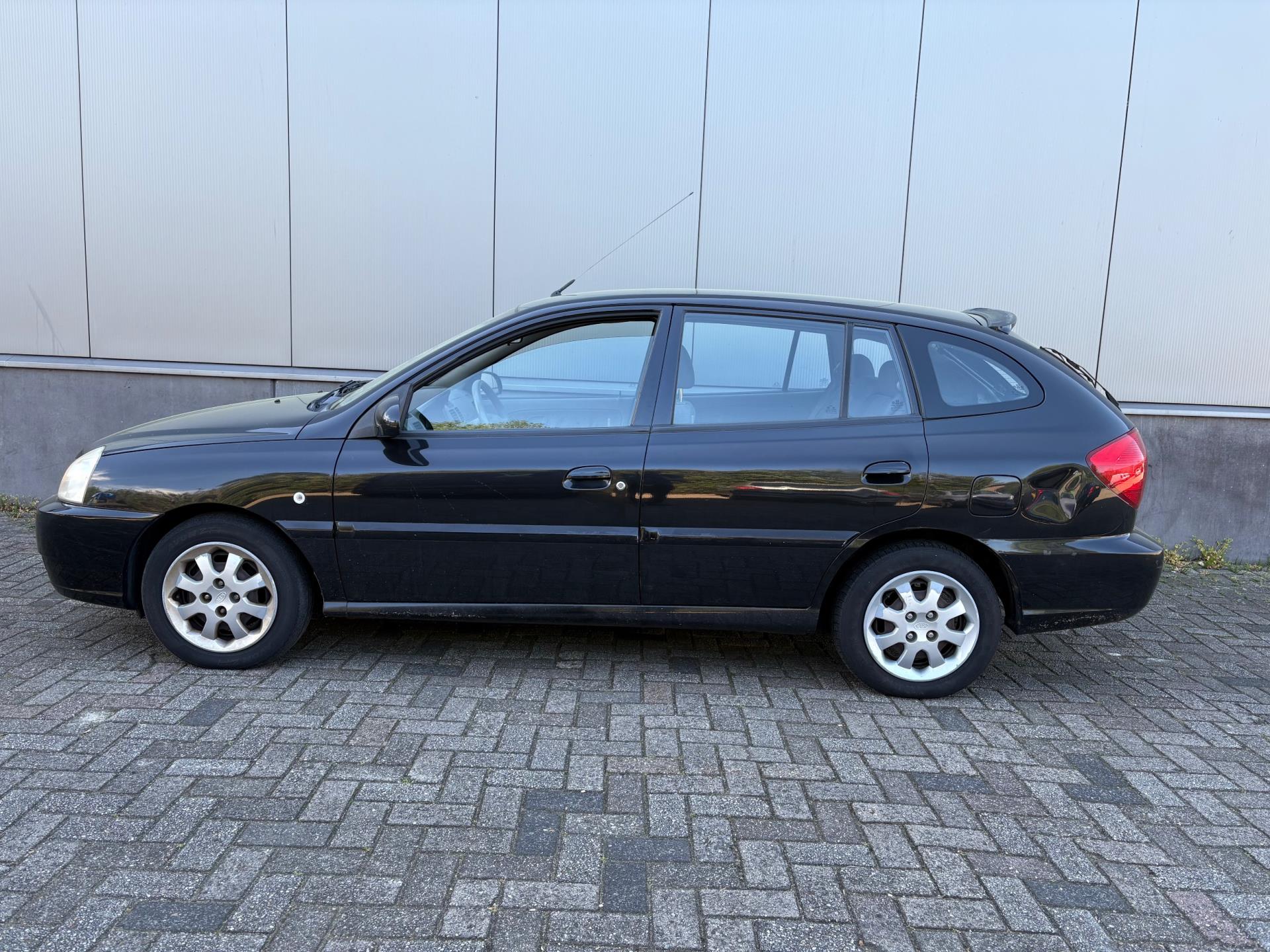 kia-rio-image8.jpg