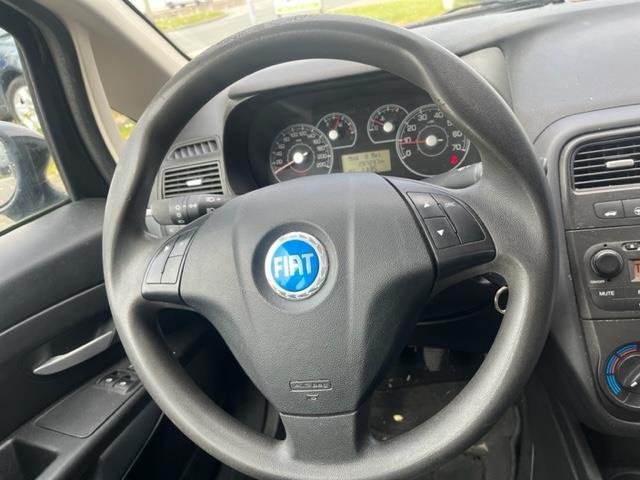 fiat-grande-punto-image7.jpg