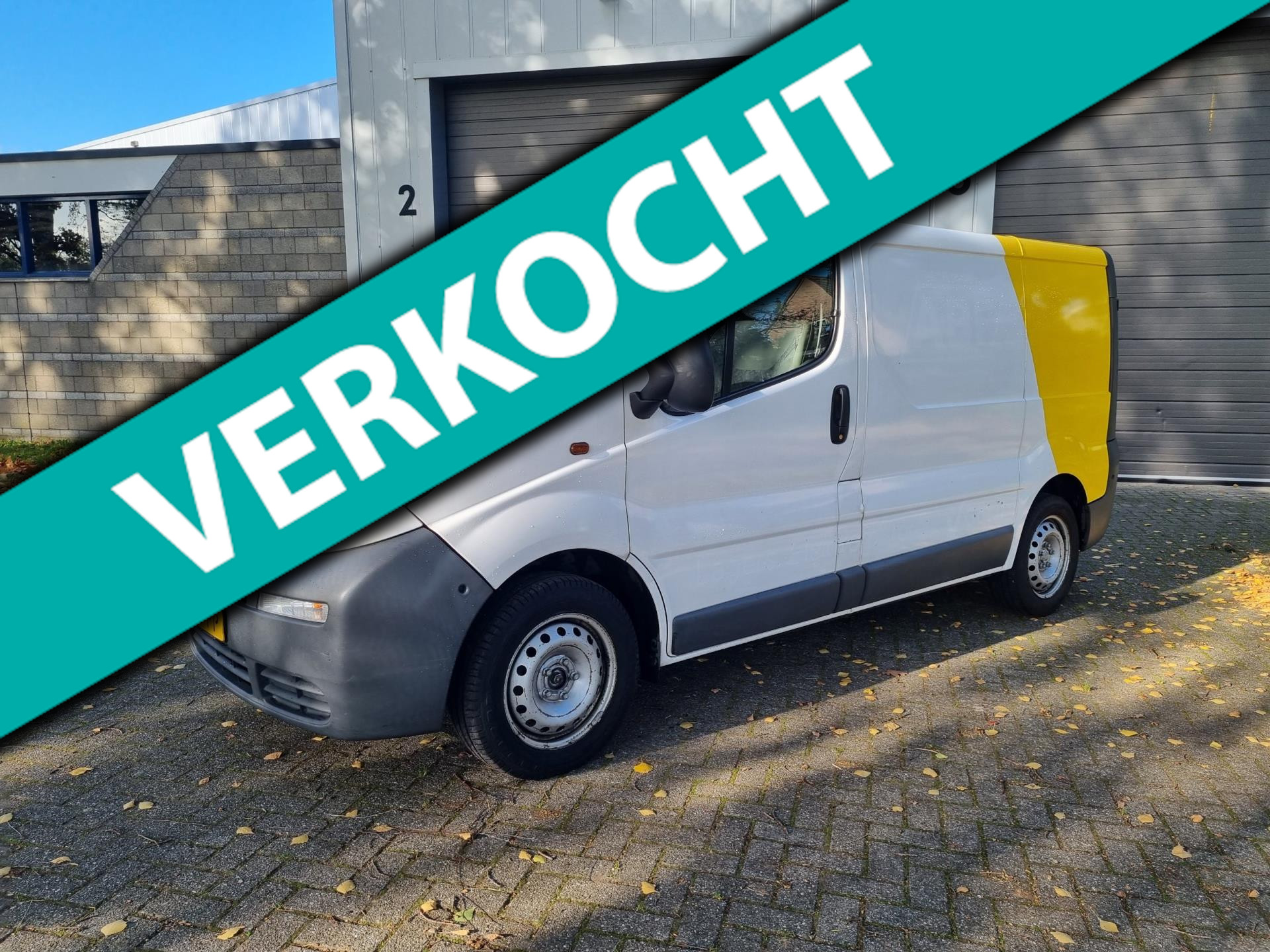 338253870/opel-vivaro-image1.jpg