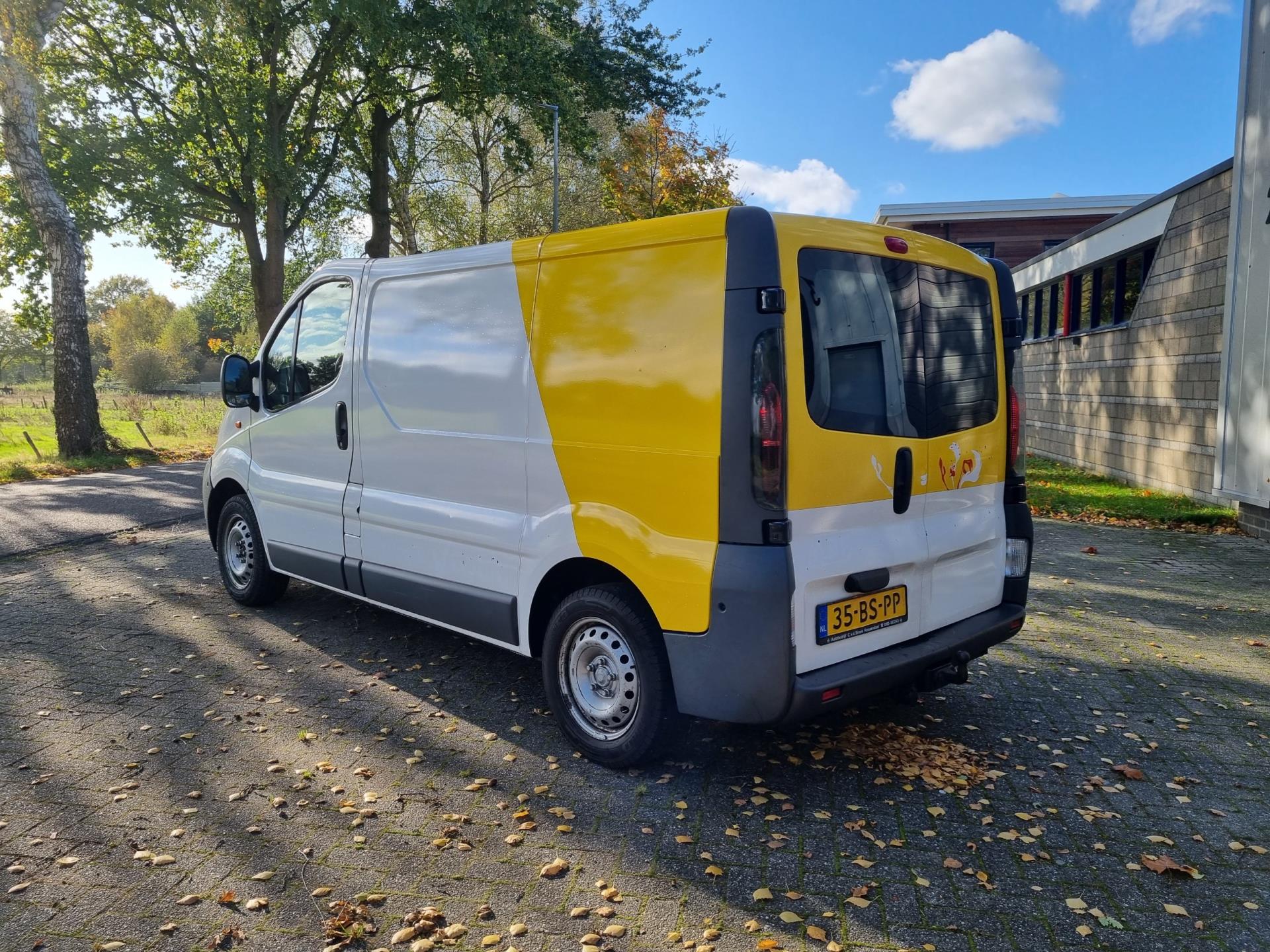 opel-vivaro-image3.jpg