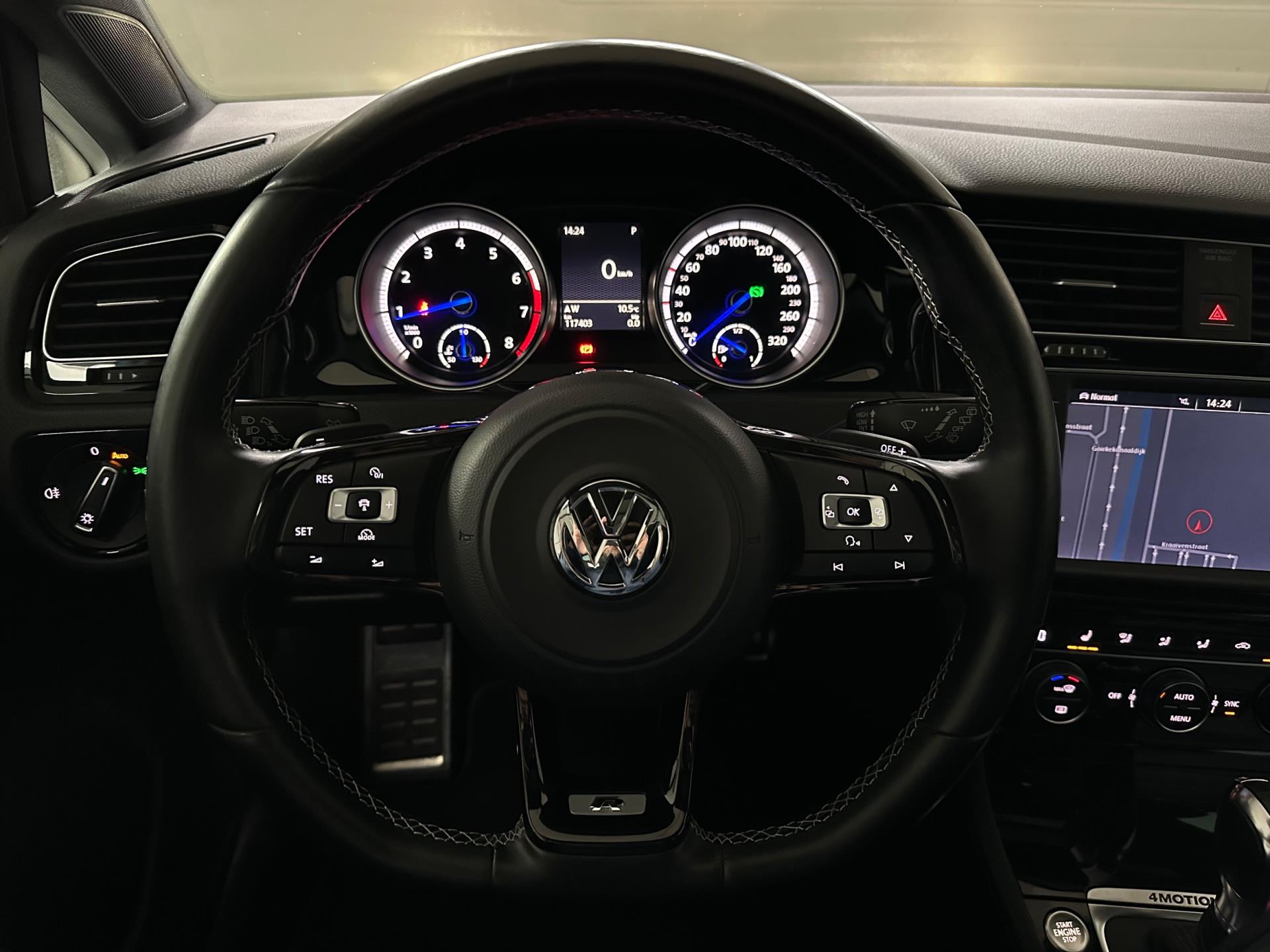 volkswagen-golf-image10.jpg