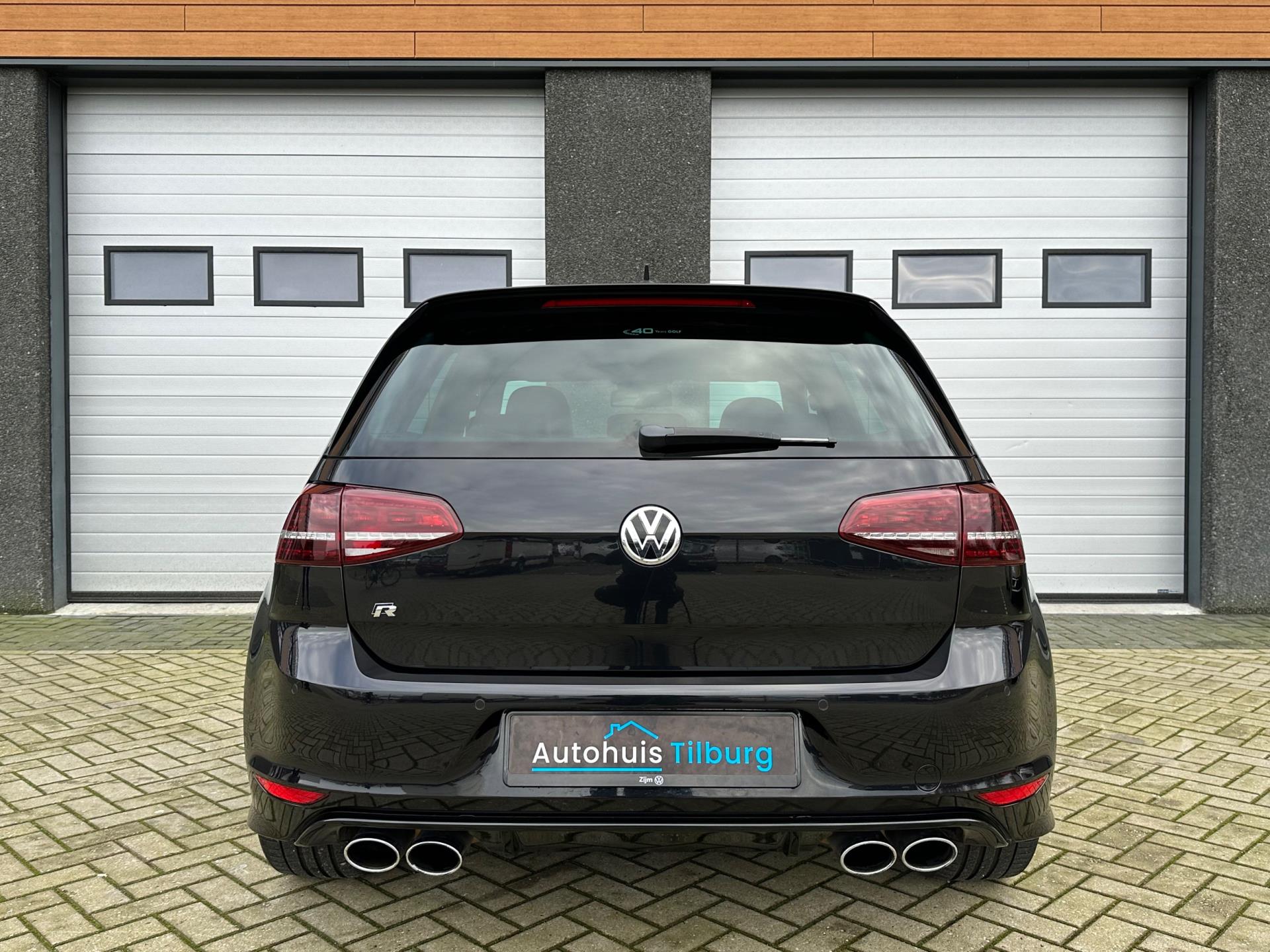volkswagen-golf-image7.jpg