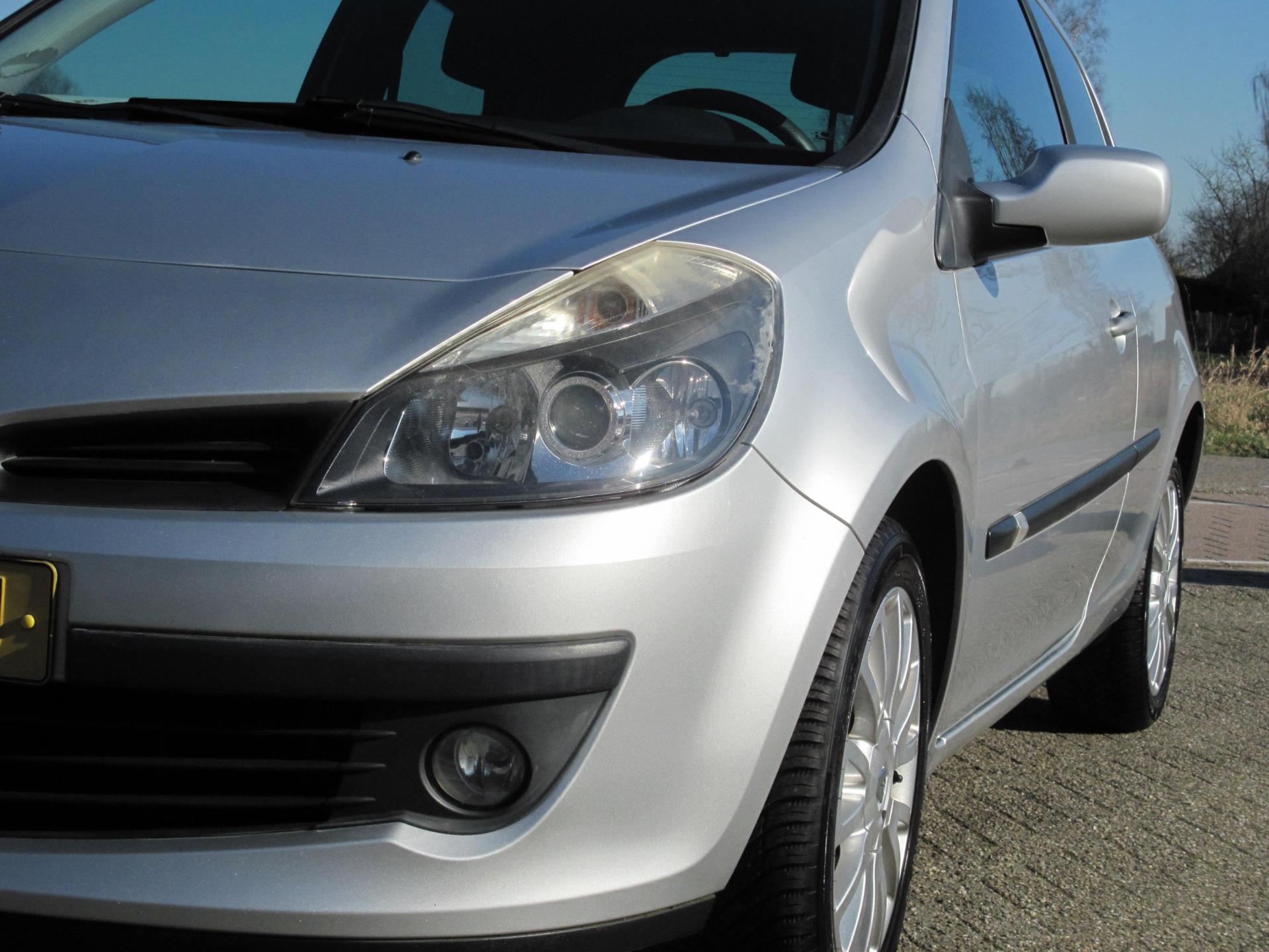 renault-clio-image3.jpg