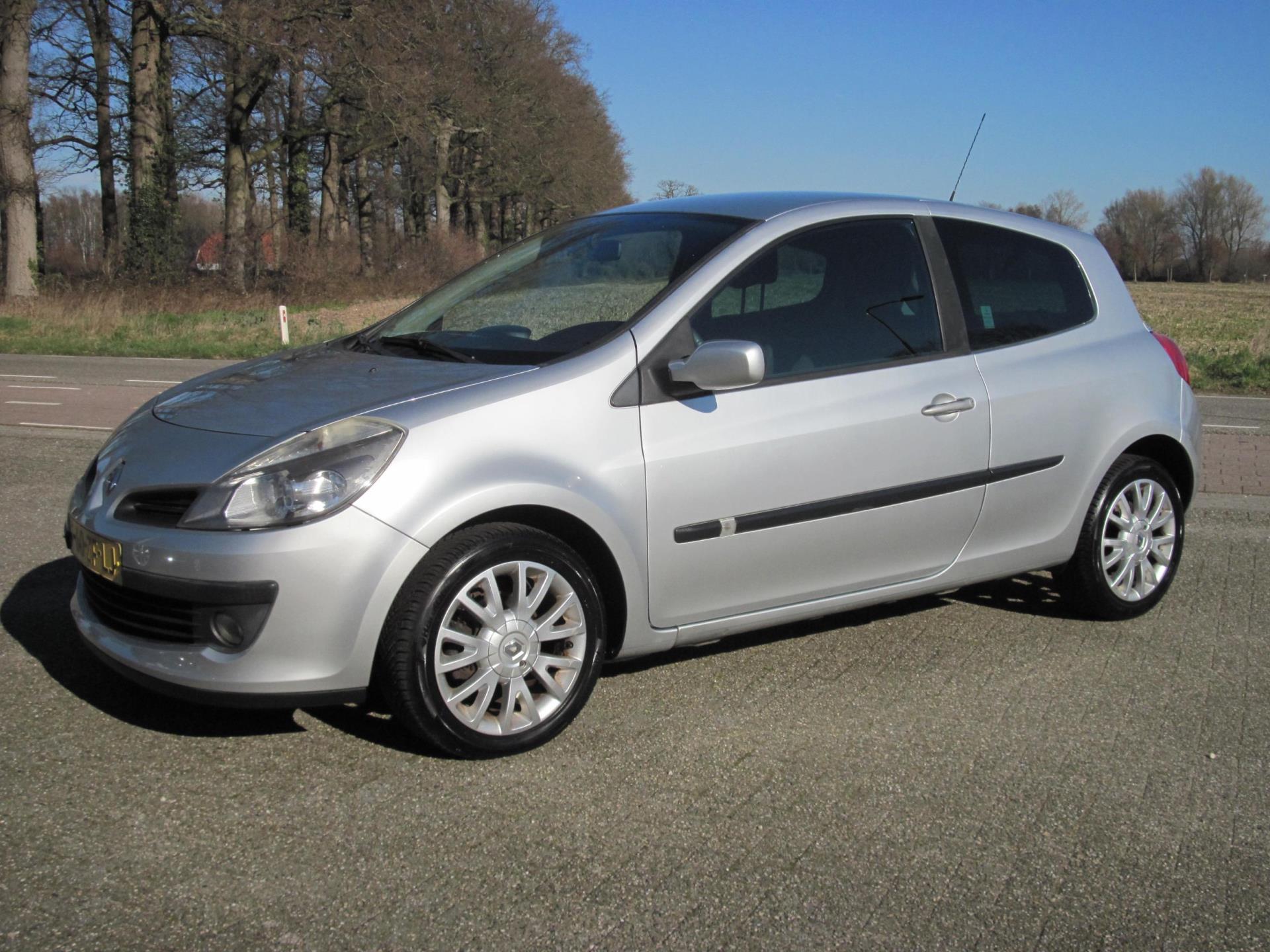 renault-clio-image4.jpg