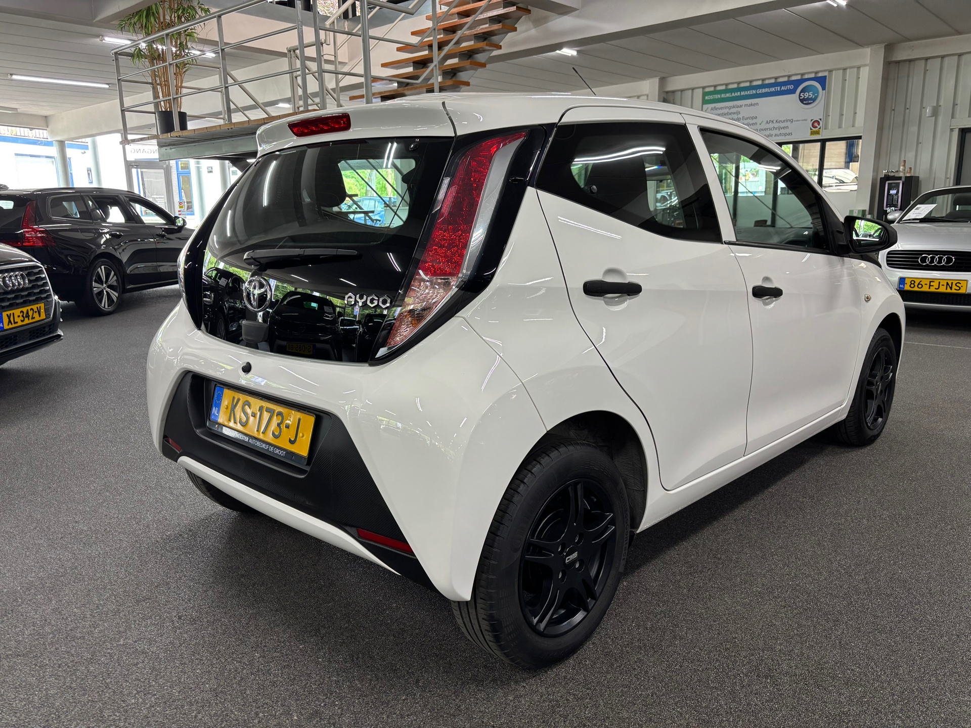 toyota-aygo-image6.jpg