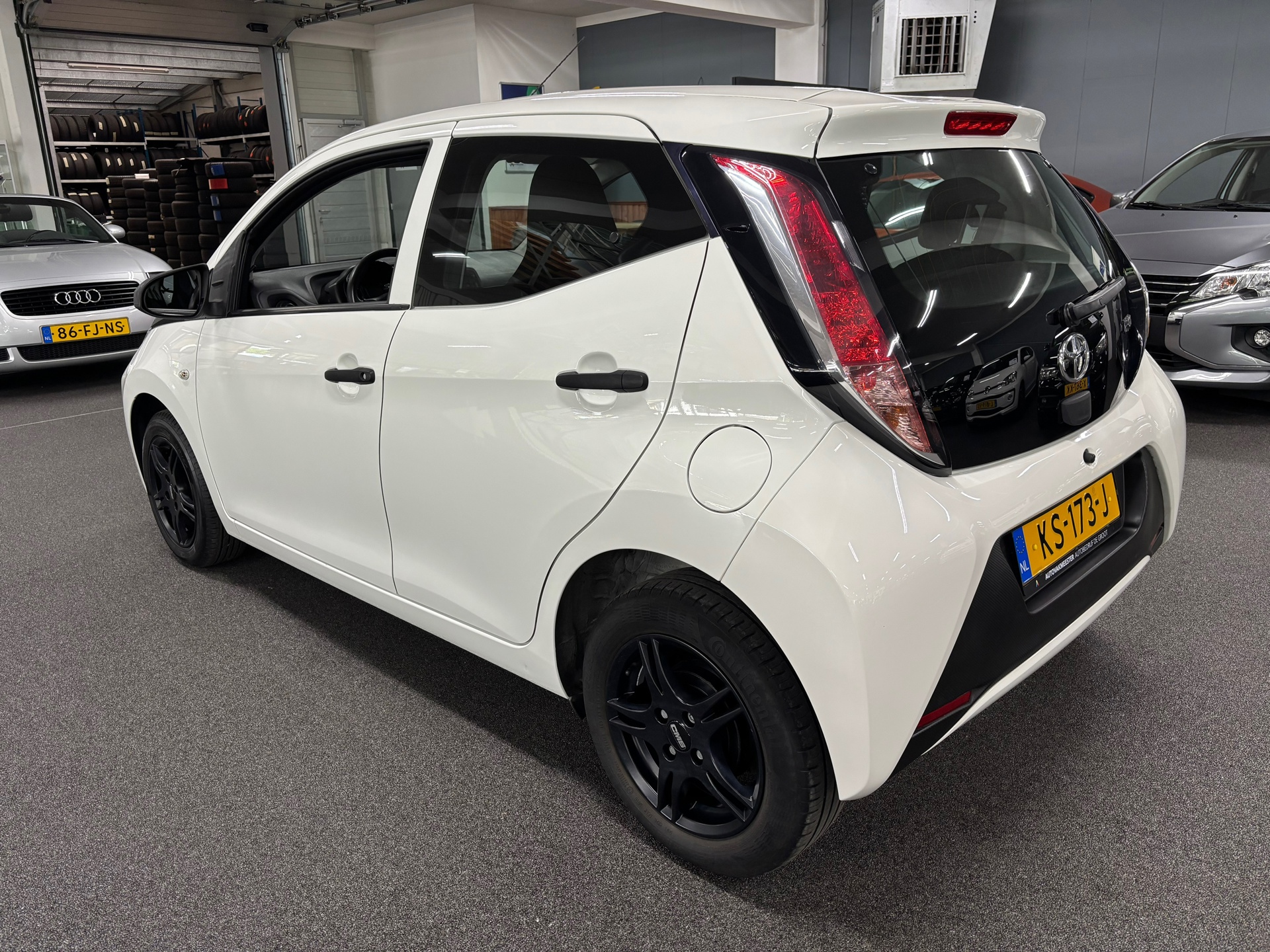 toyota-aygo-image8.jpg