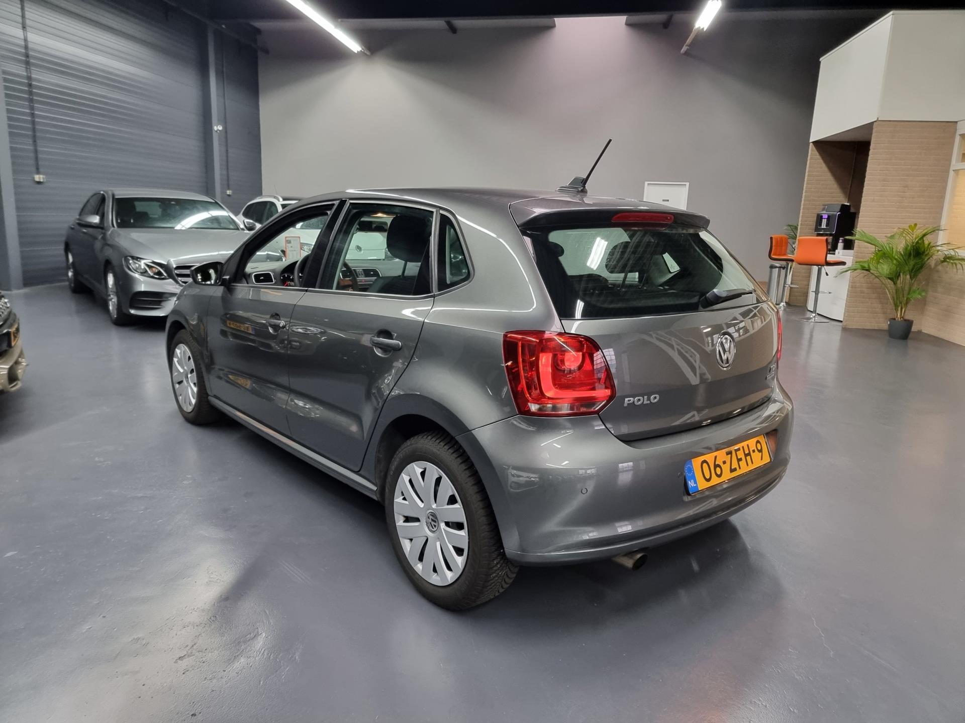volkswagen-polo-image7.jpg