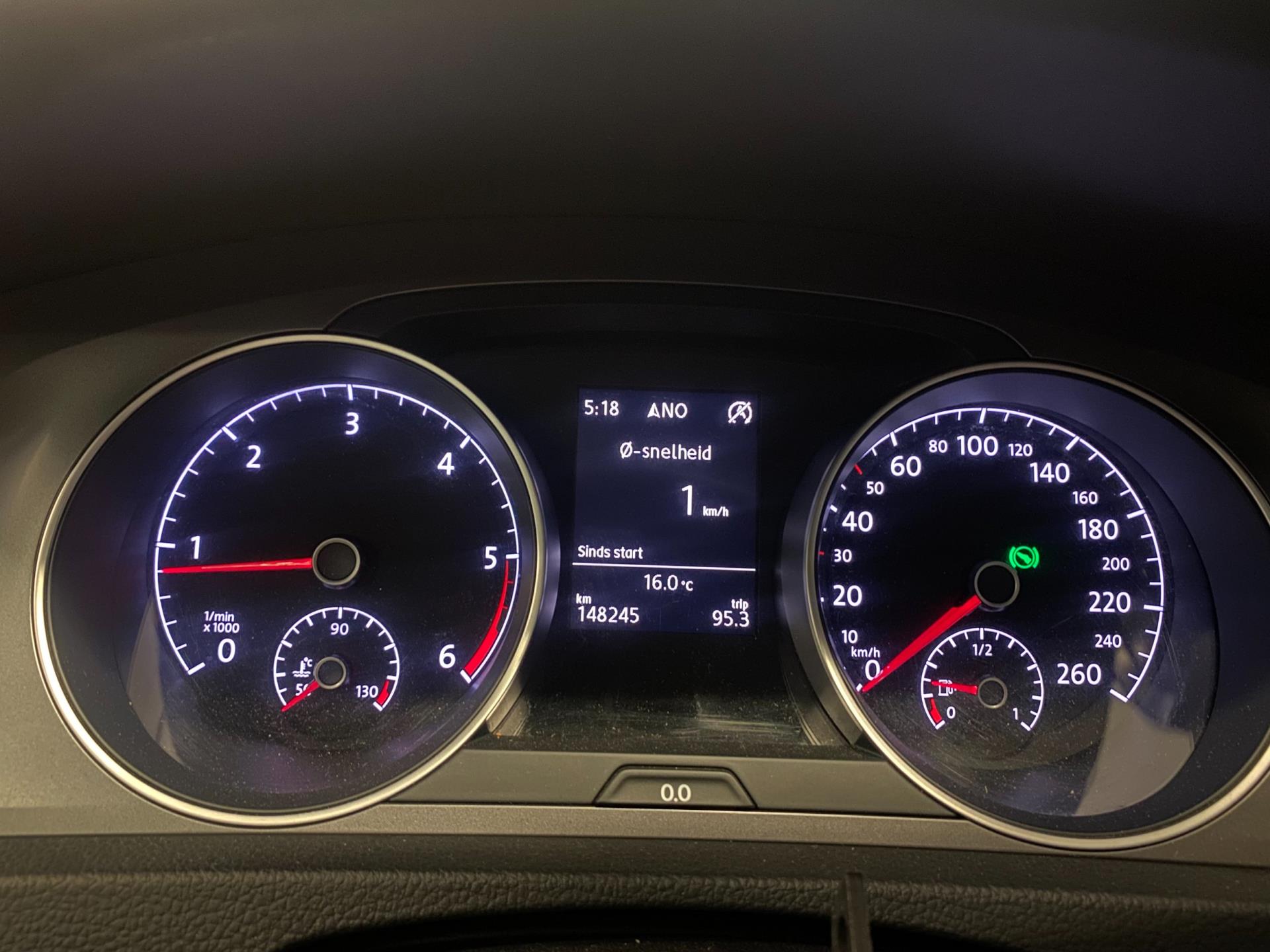 volkswagen-golf-variant-image7.jpg