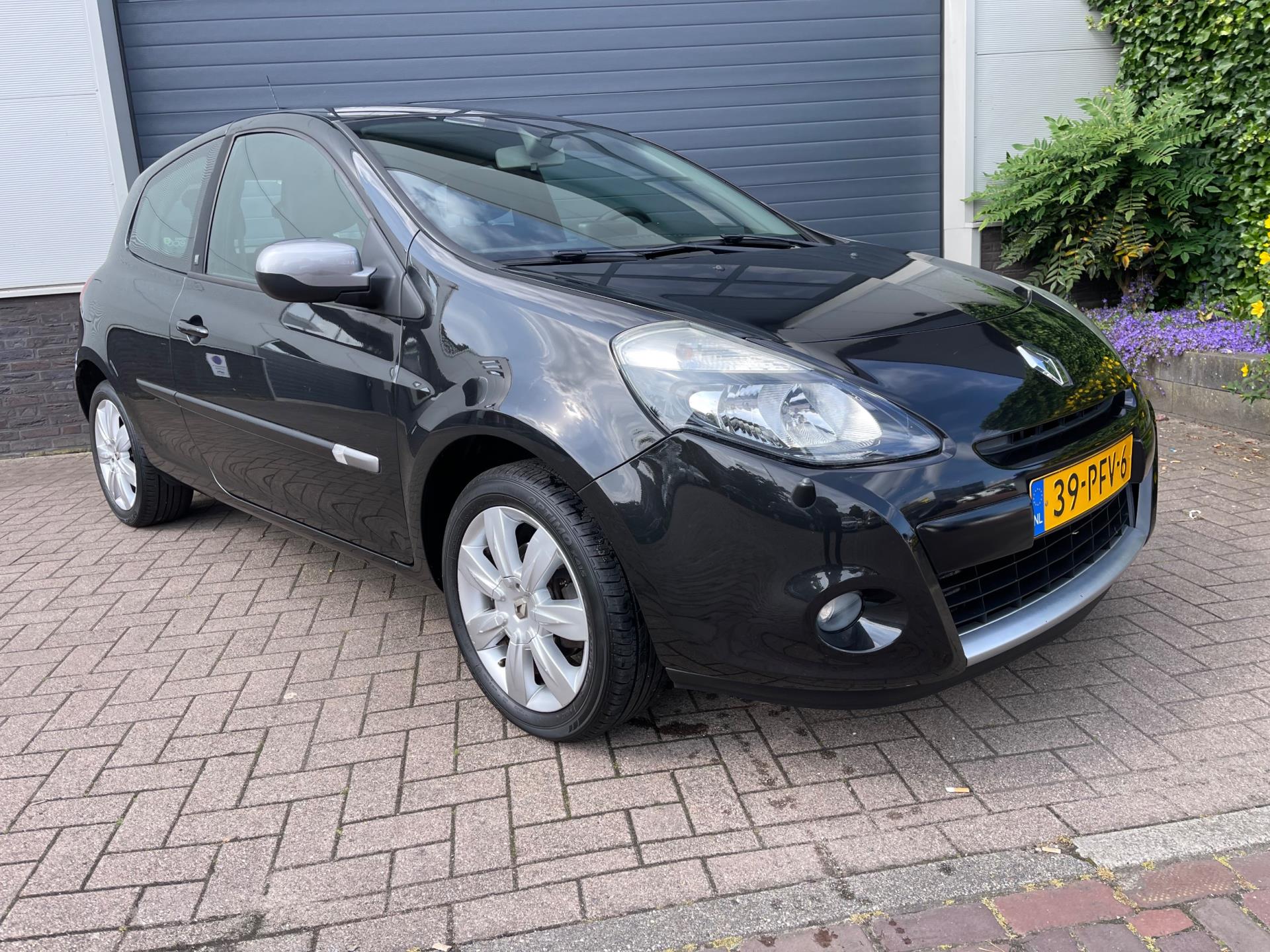 renault-clio-image4.jpg