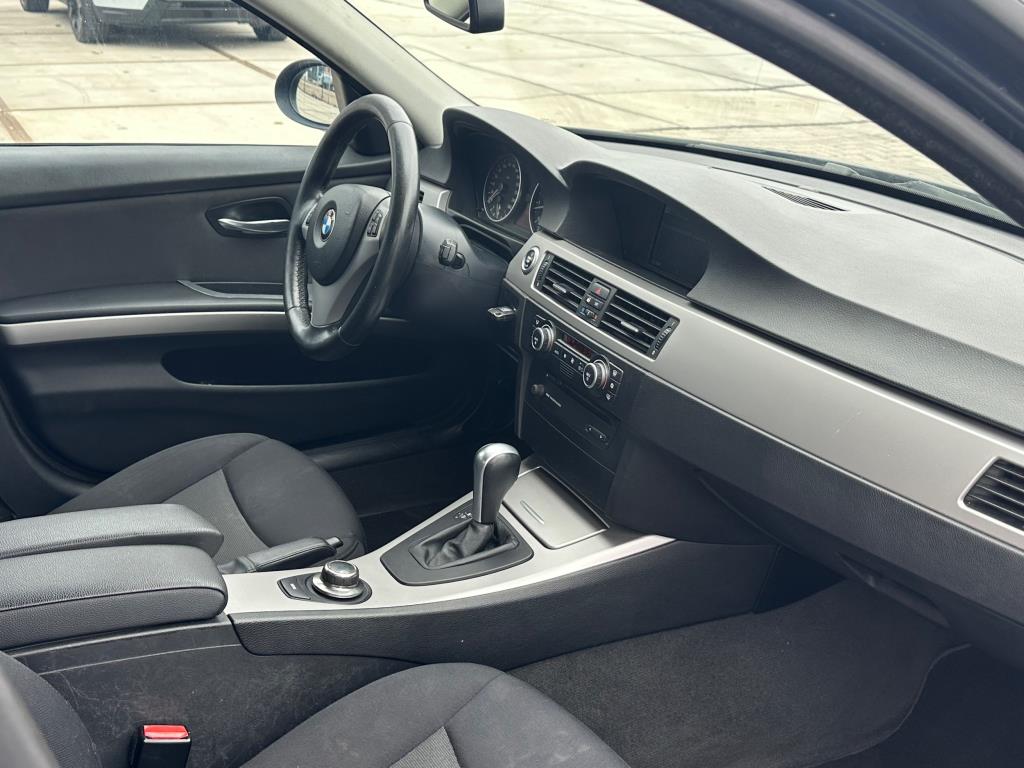 bmw-3-serie-image10.jpg