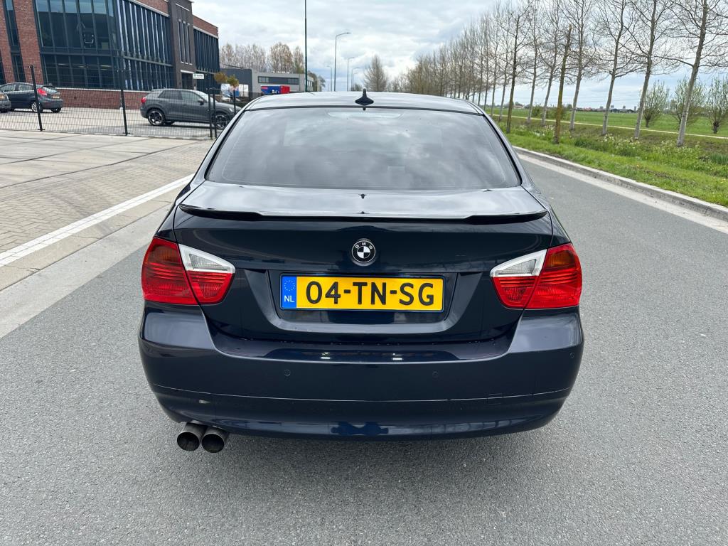 bmw-3-serie-image5.jpg
