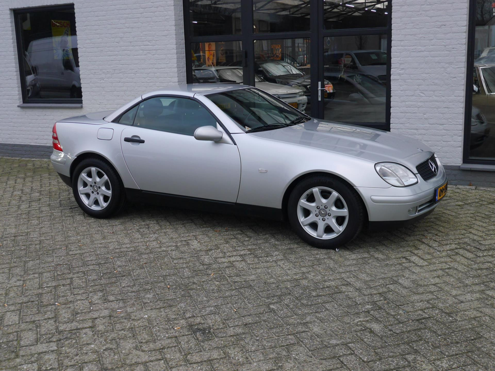 mercedes-benz-slk-image4.jpg