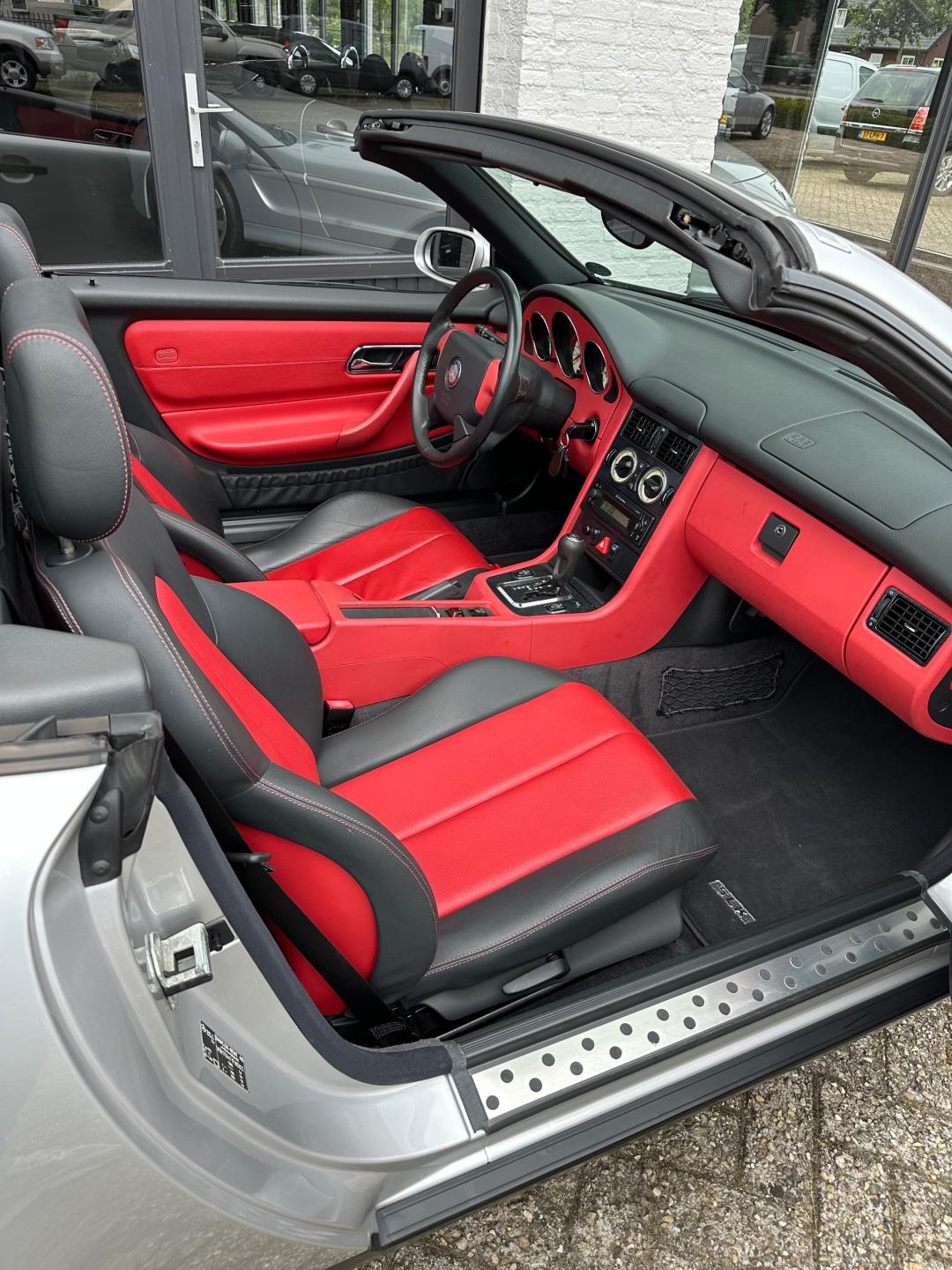 mercedes-benz-slk-image8.jpg