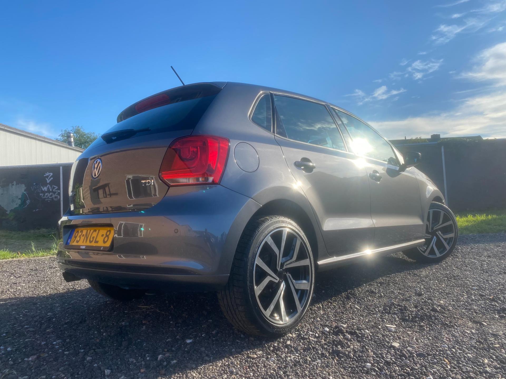 volkswagen-polo-image6.jpg