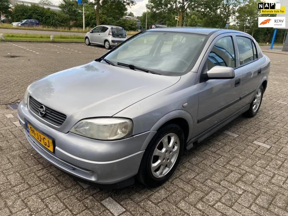 347344311/opel-astra-image1.jpg
