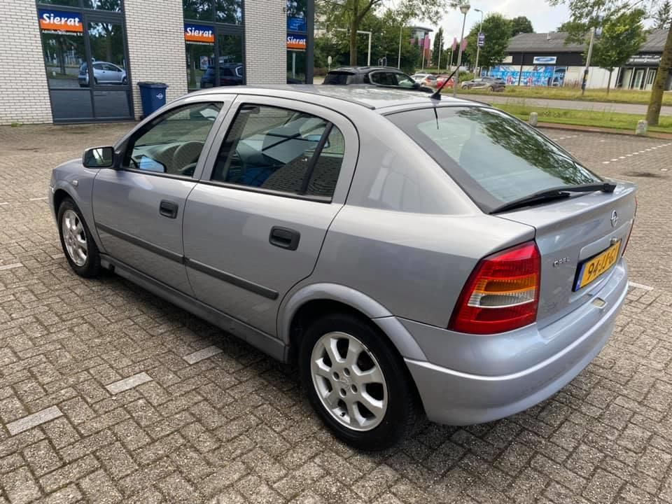 opel-astra-image6.jpg