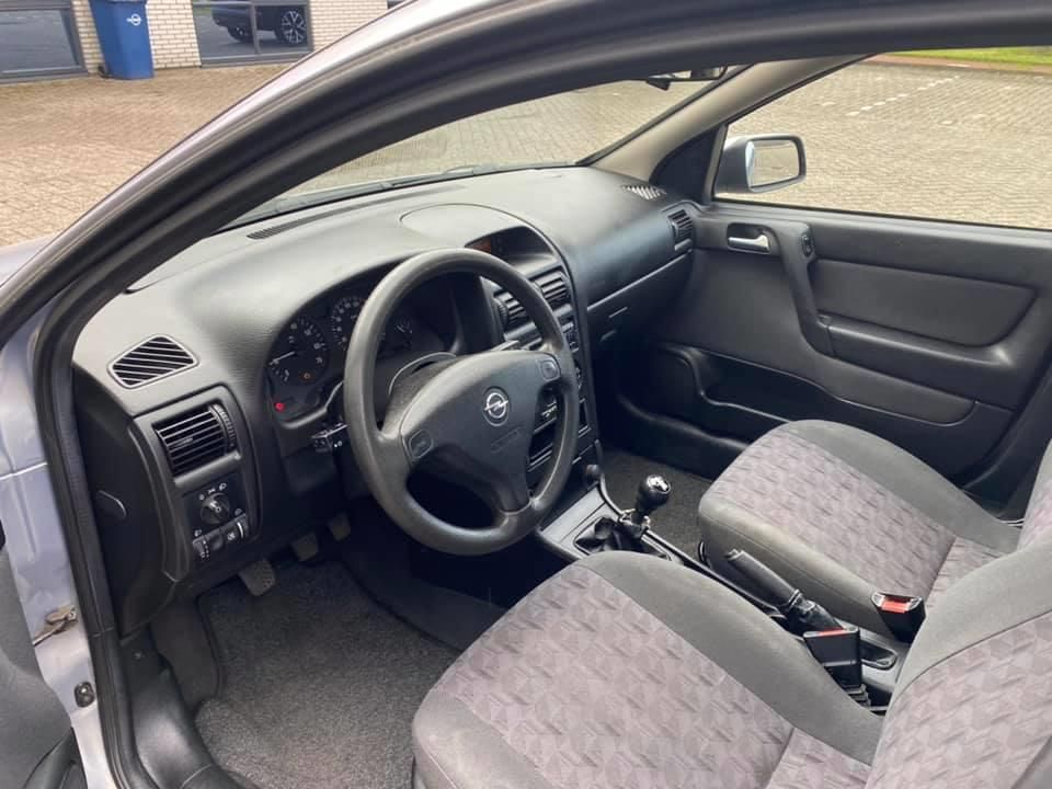 opel-astra-image8.jpg