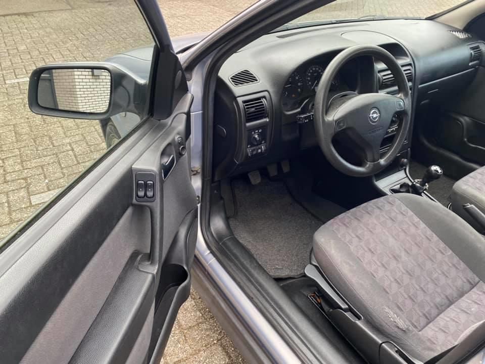 opel-astra-image9.jpg