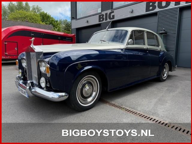 rolls-royce-silver-cloud-image2.jpg