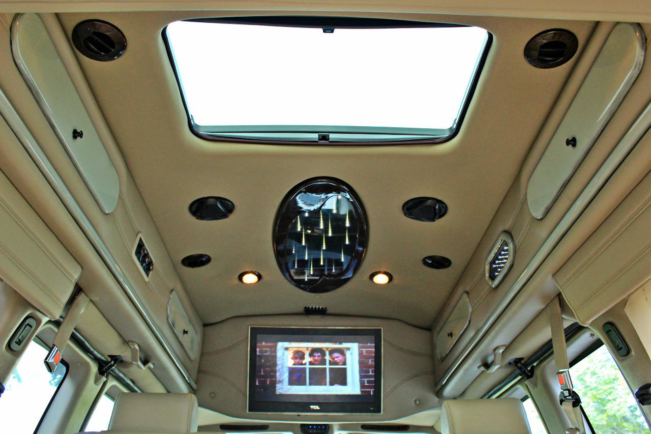 chevrolet-chevy-van-image8.jpg