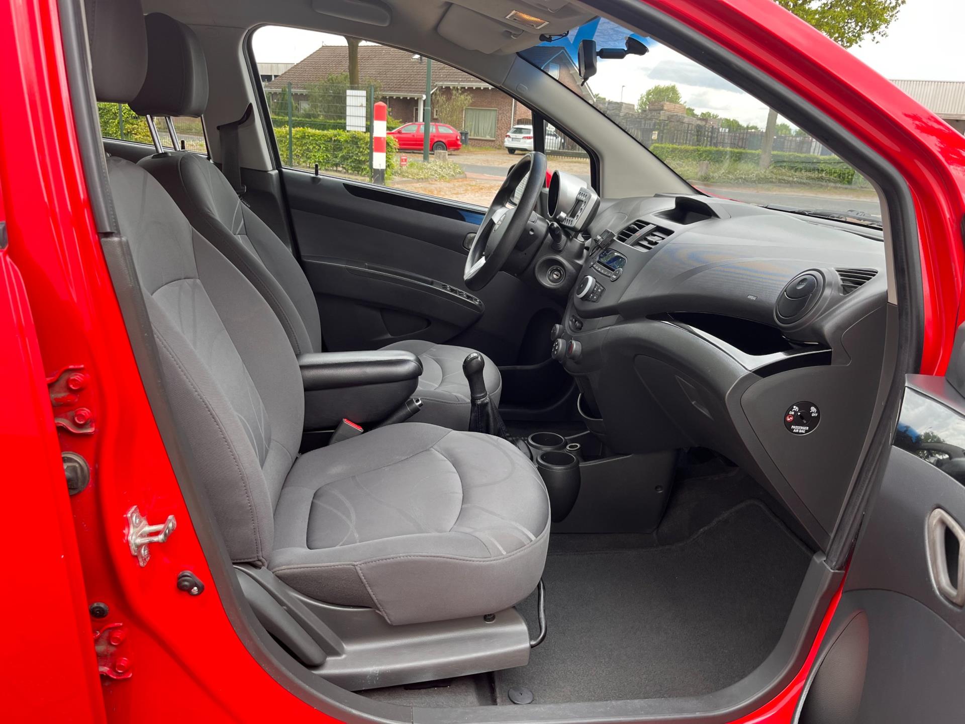 chevrolet-spark-image8.jpg