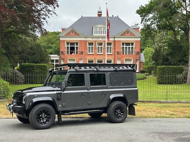 land-rover-defender-image3.jpg