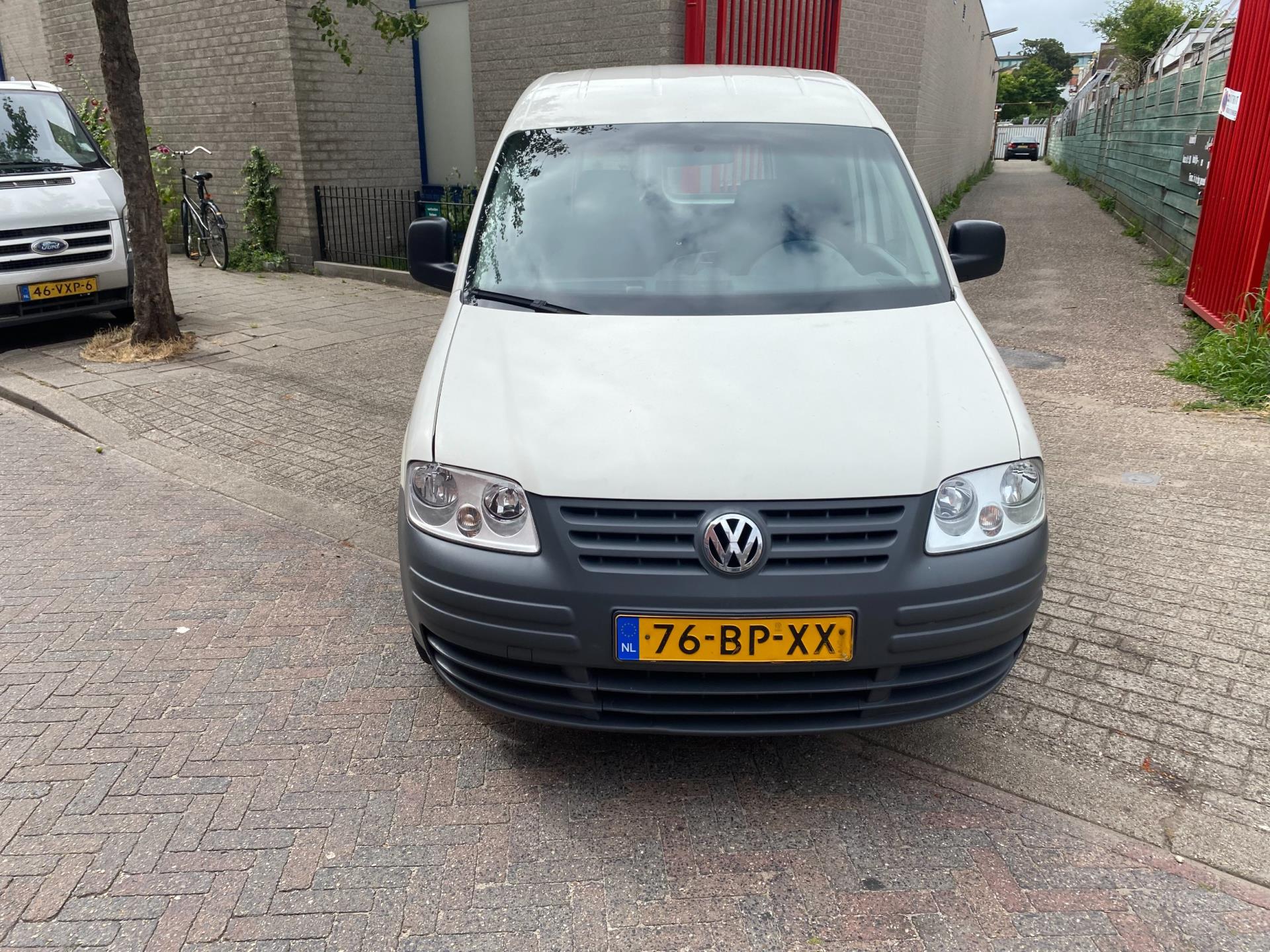 volkswagen-caddy-image2.jpg