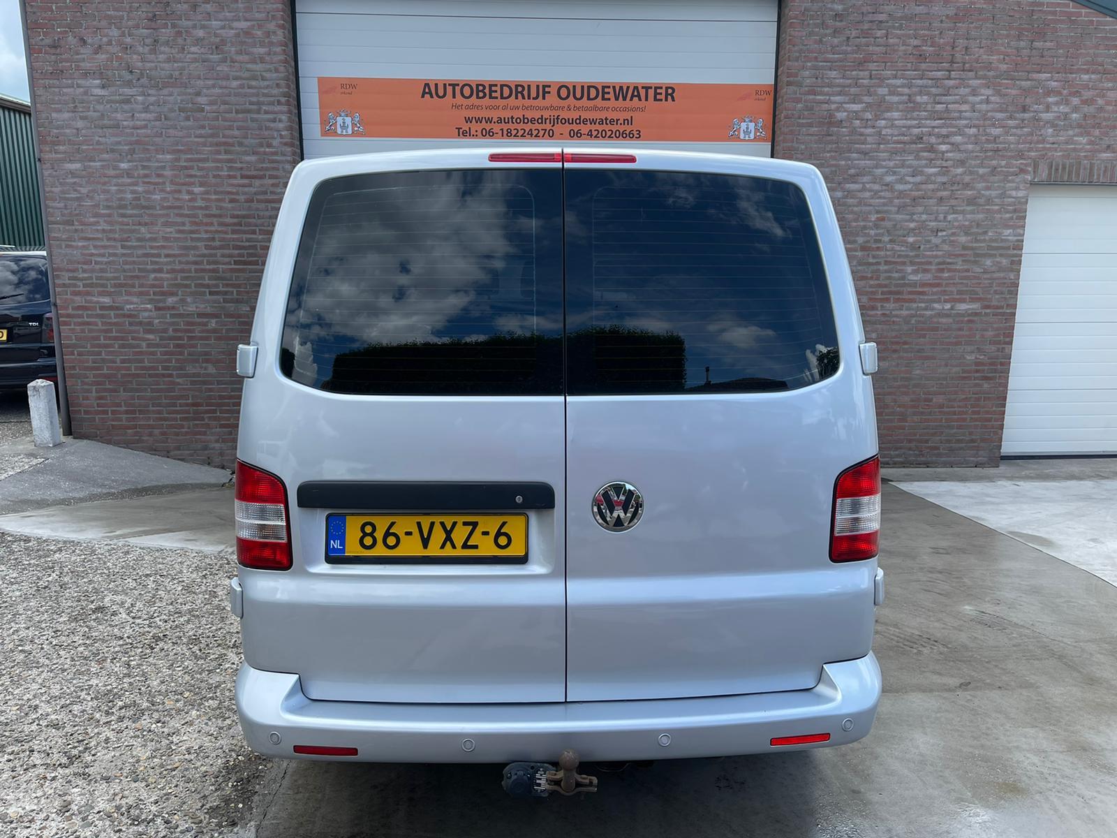 volkswagen-transporter-image6.jpg