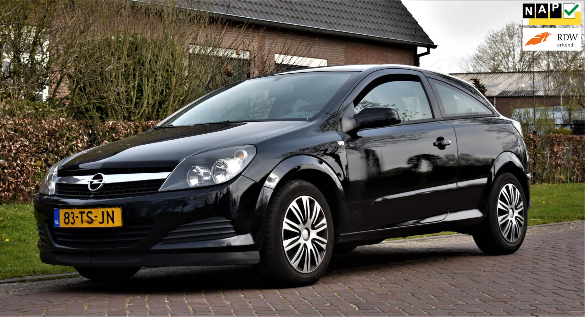 358142178/opel-astra-image1.jpg
