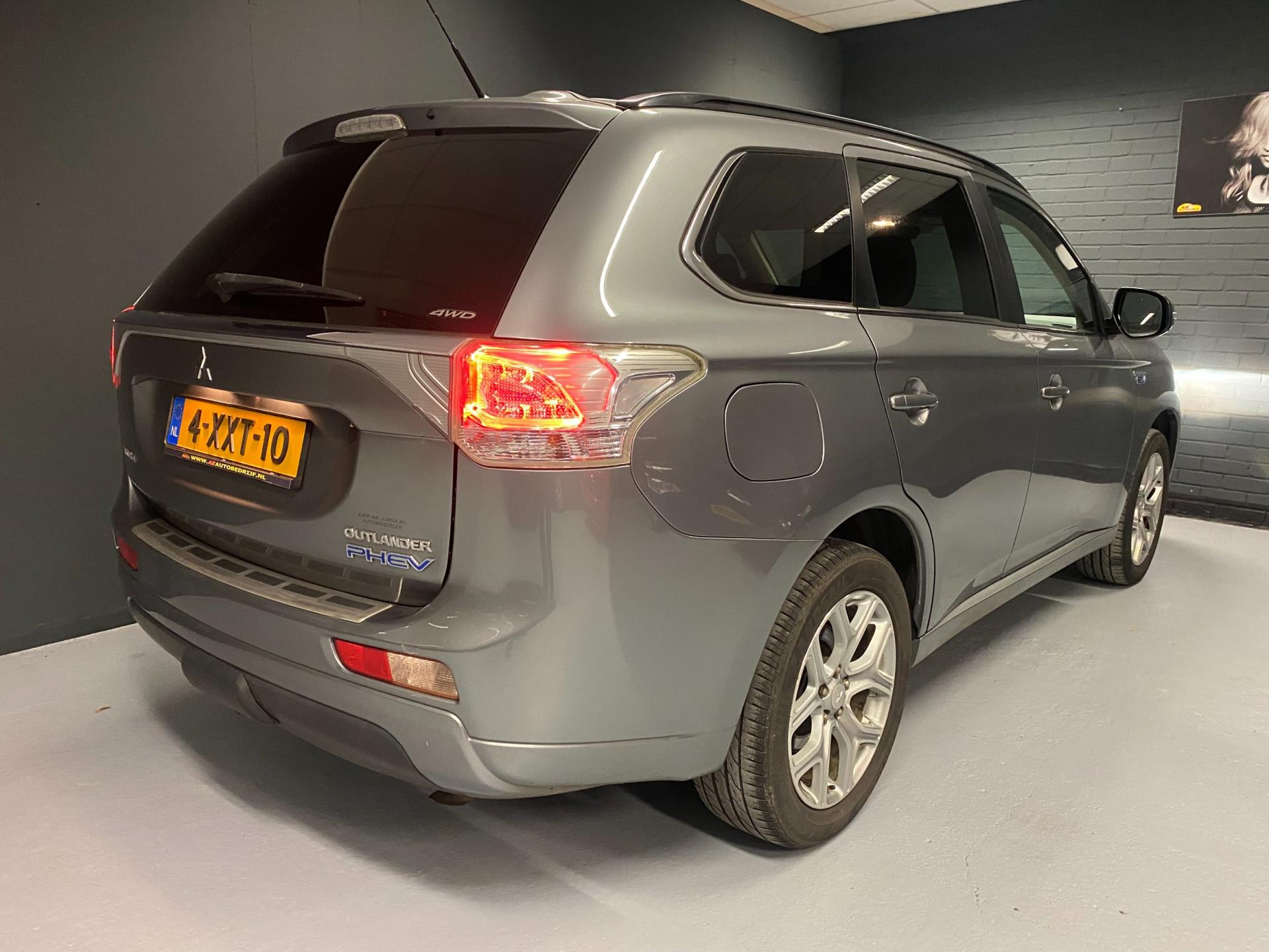 mitsubishi-outlander-image3.jpg