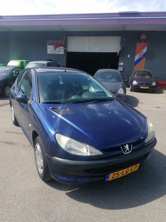 peugeot-206-image2.jpg