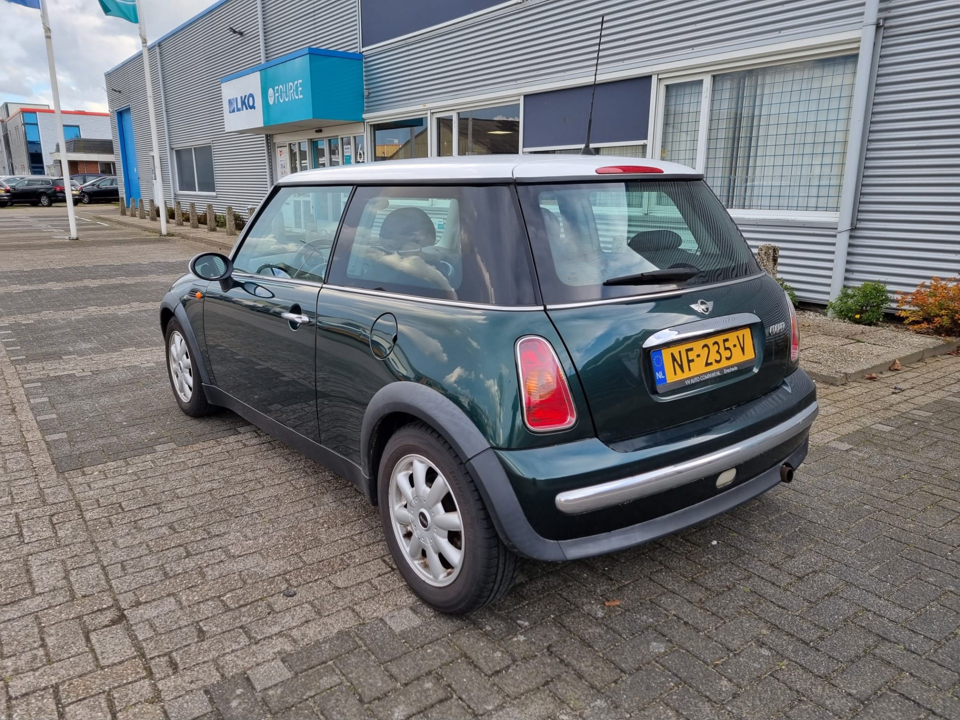 mini-mini-image3.jpg