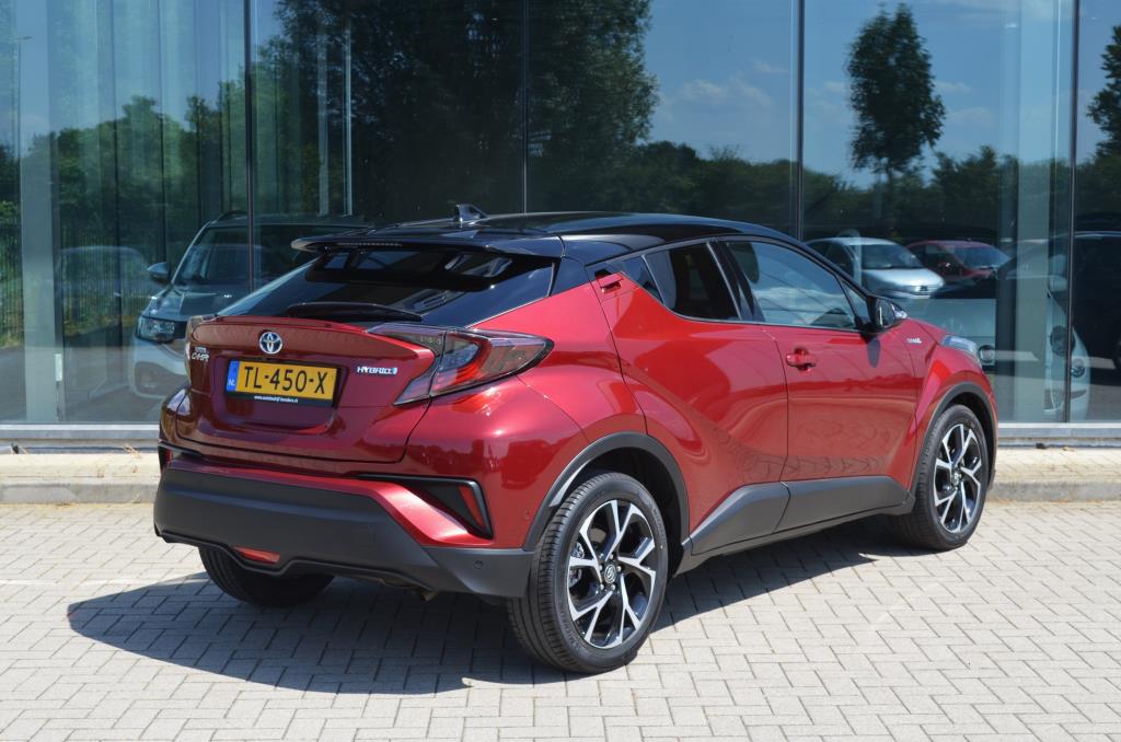 toyota-c-hr-image4.jpg