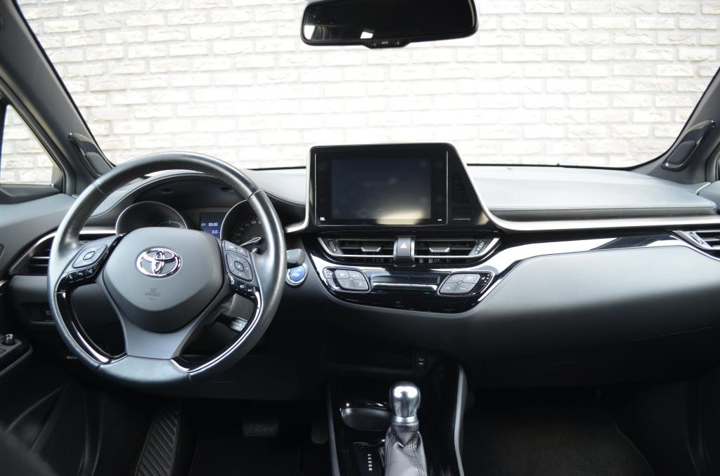 toyota-c-hr-image7.jpg